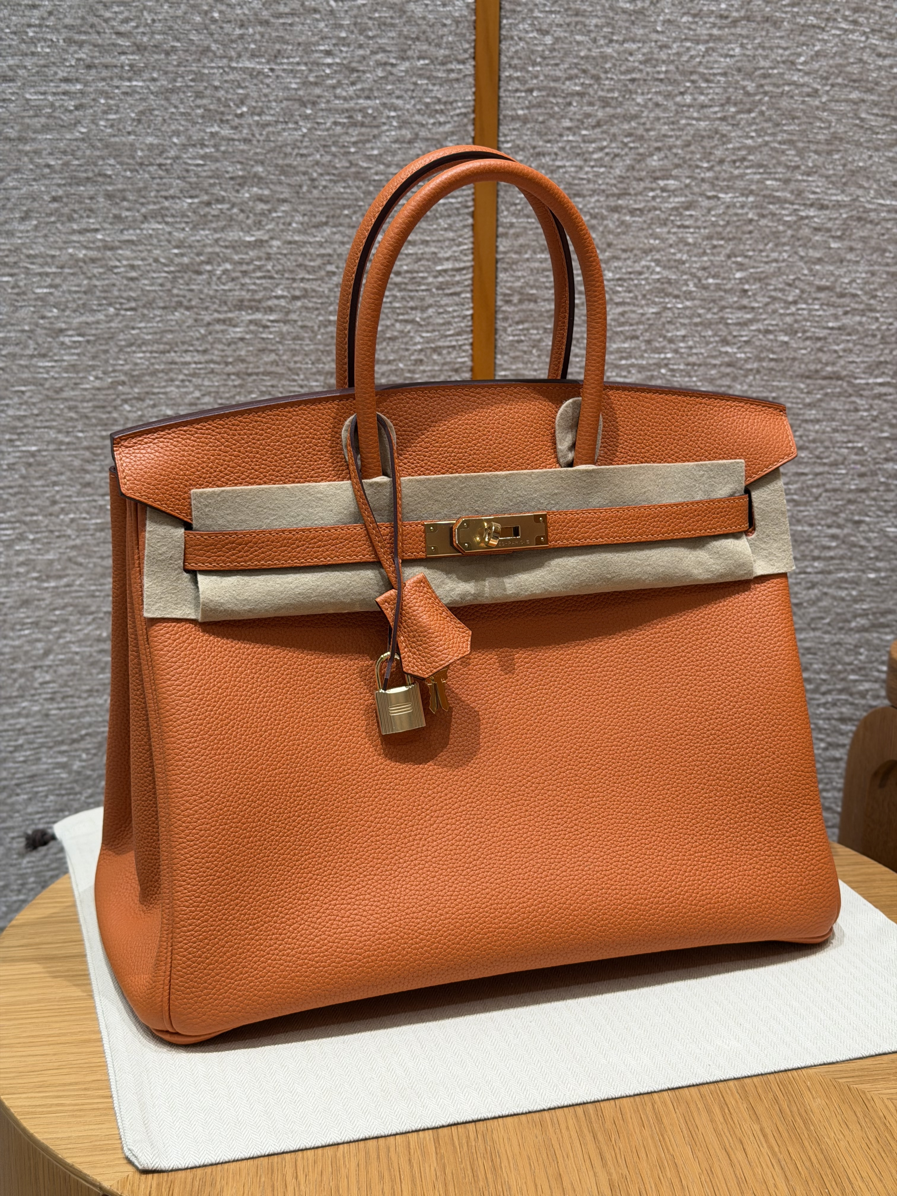 Hermes Oange Togo Birkin 35 Bag