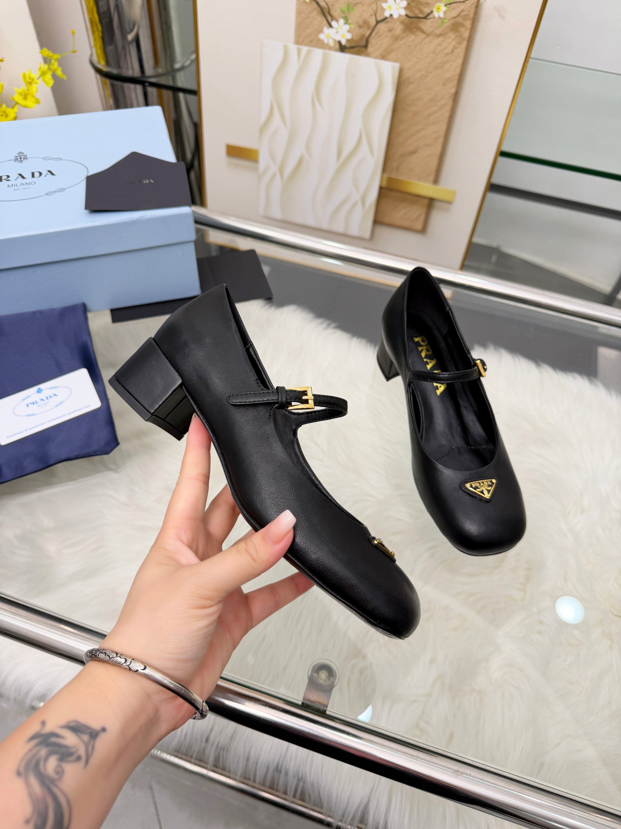 Prada Low heel Leather ballerinas