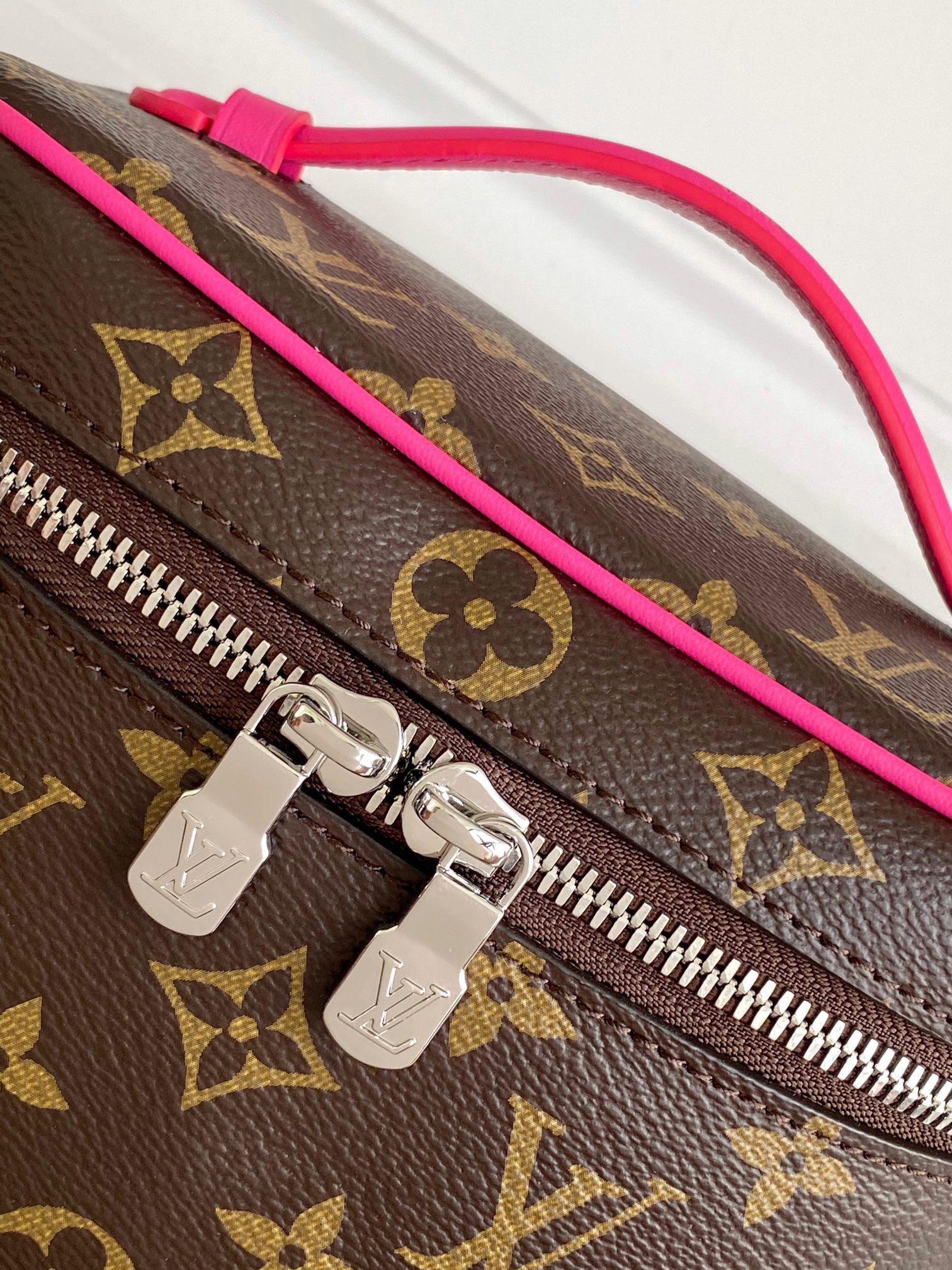 Louis Vuitton LV Makeup Box Nice Mini Pondichery Pink M12650