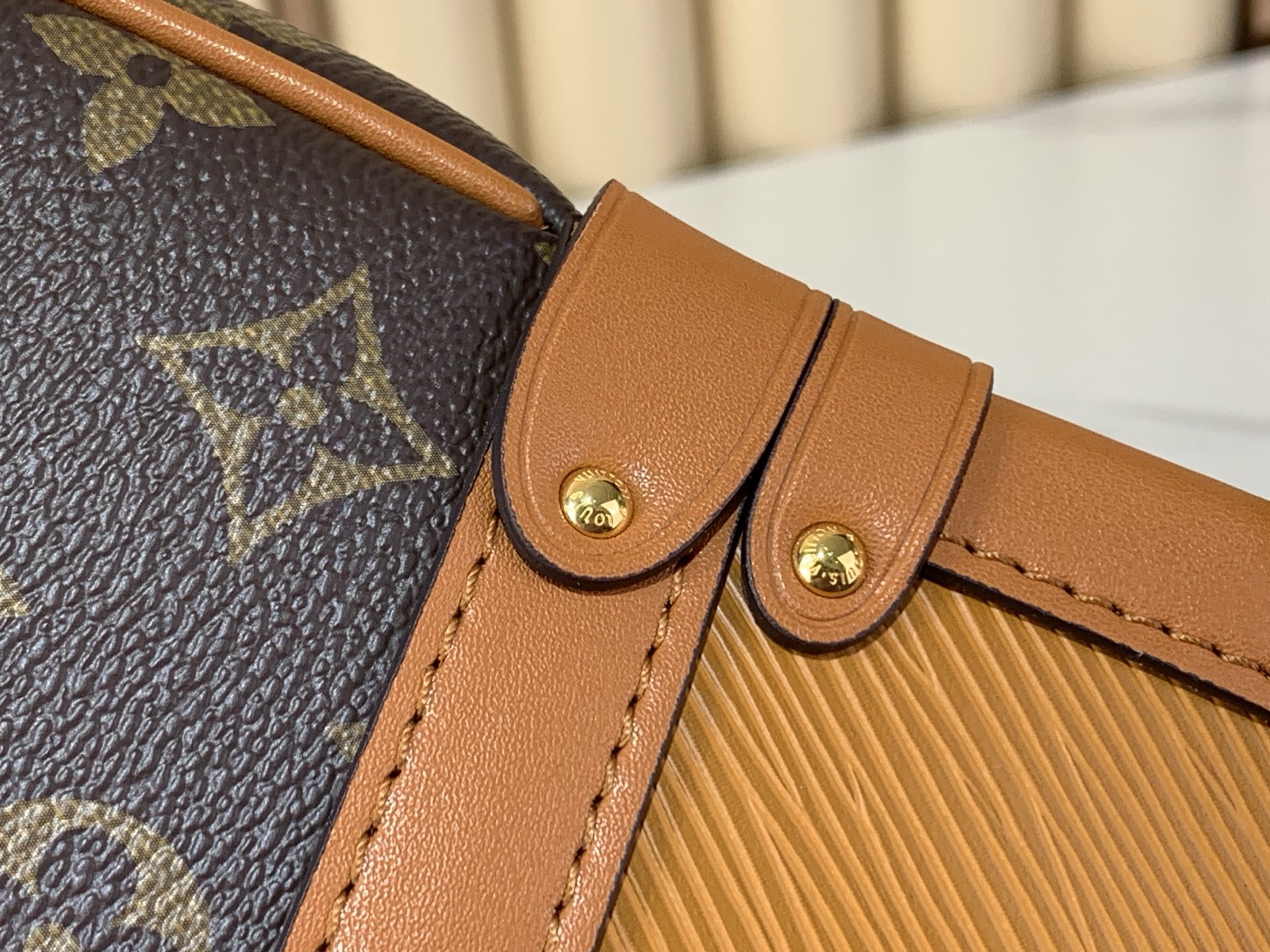 Louis Vuitton SPEEDY BANDOULIÈRE 30 Handbag