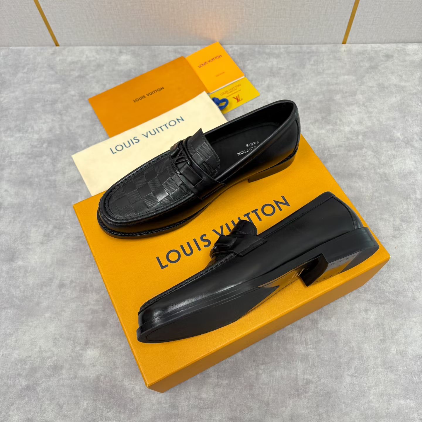 Men's LV Major Loafers