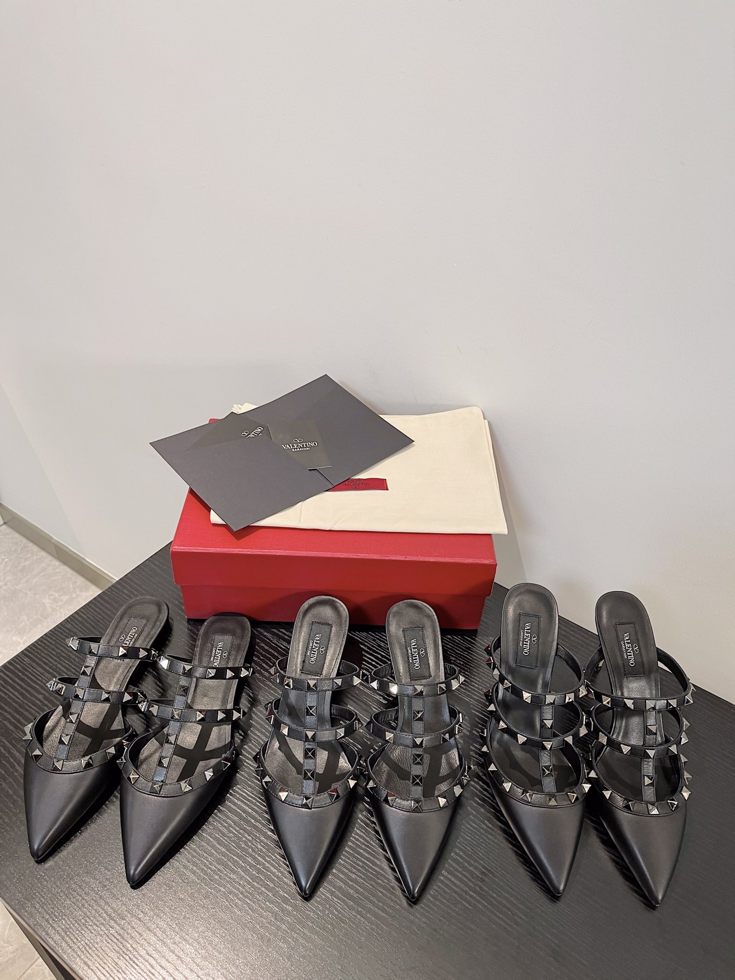 Valentino Garavani Black Pointed Toe Rockstud Patent Leather Flats &  Heels Mules Sandals - KAIROO