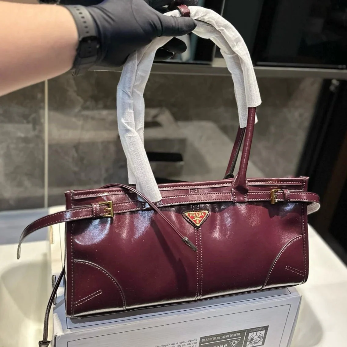 Prada BONNIE SOFT LUX HANDBAG 32 IN BURGUNDY RED PATENT CALFSKIN