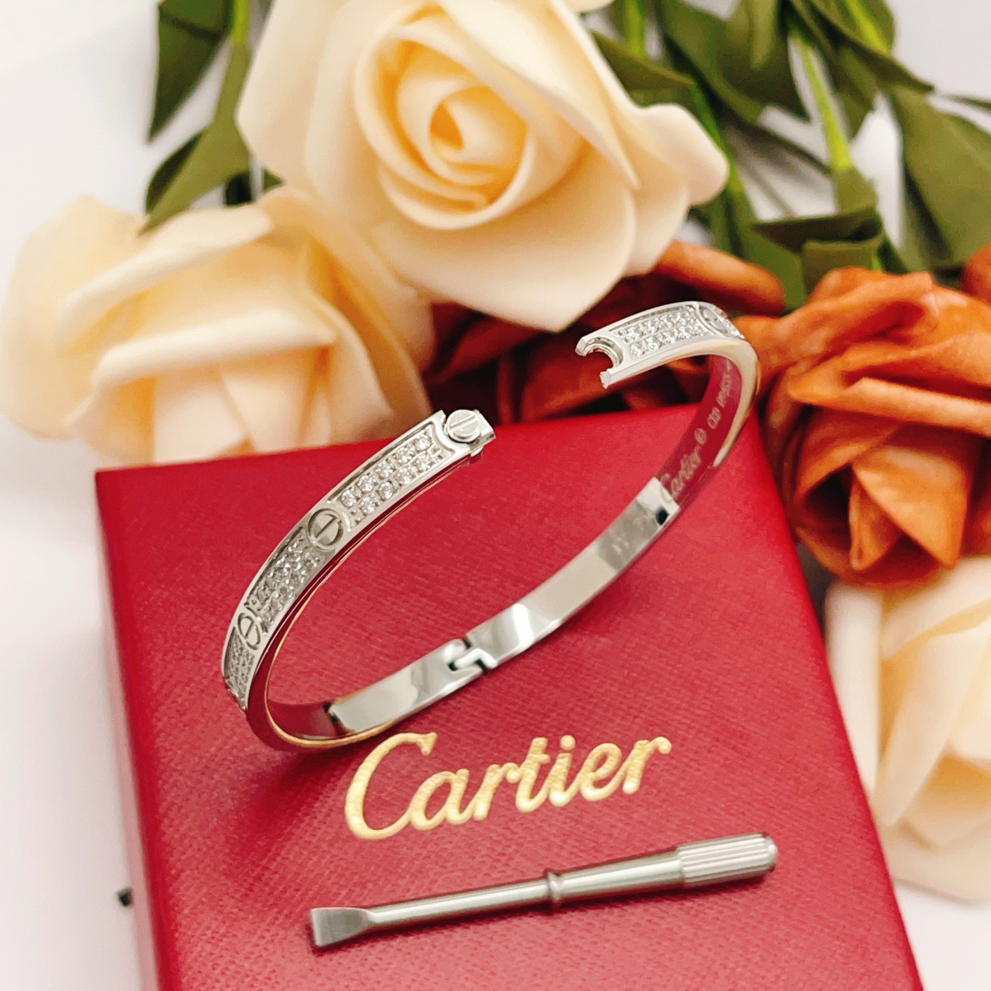 Cartier Fashion Designer Bracelet