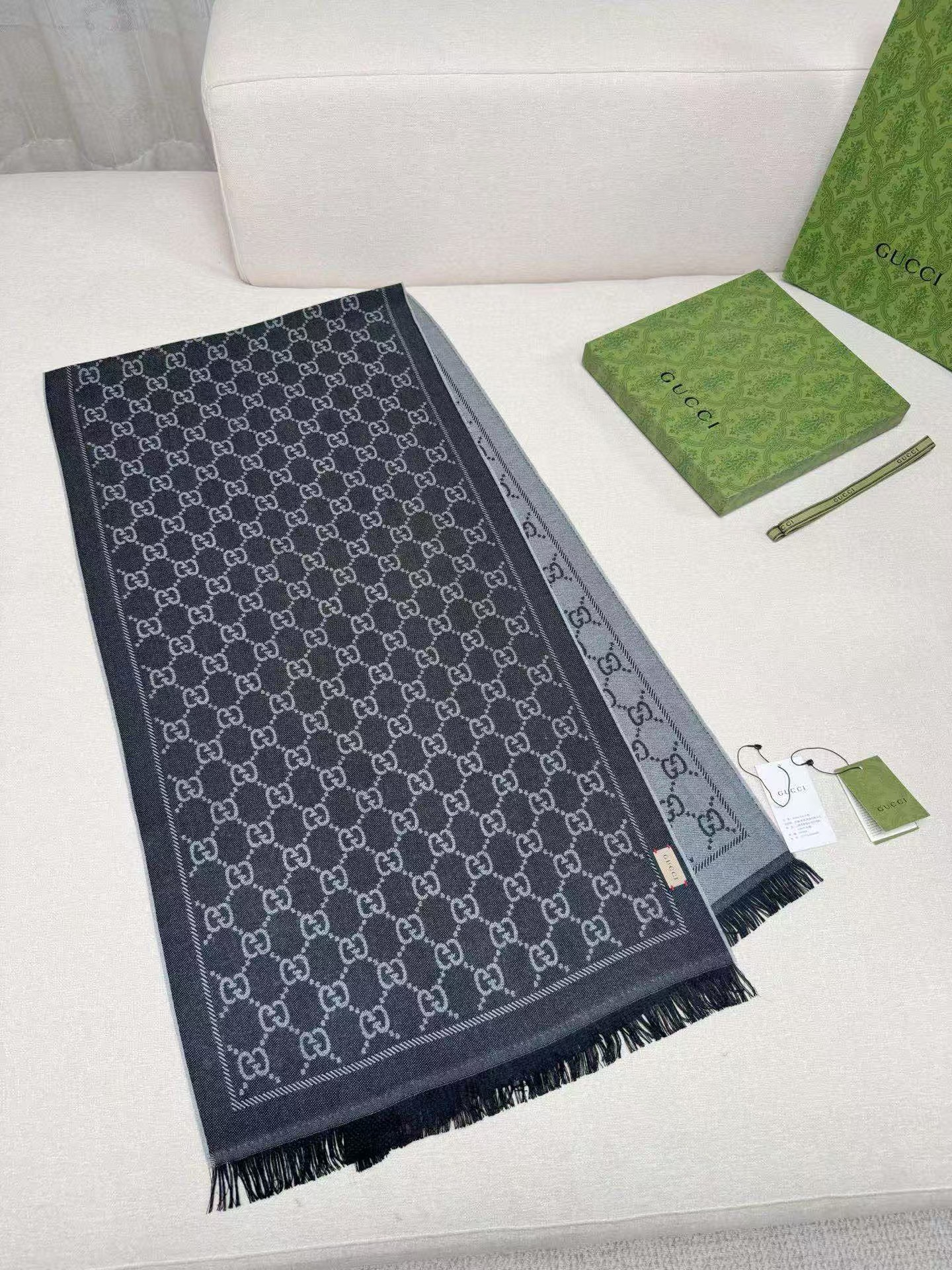 GUCCI Classic Reversible GG Jacquard Monogram Scarf with Fringes - KAIROO