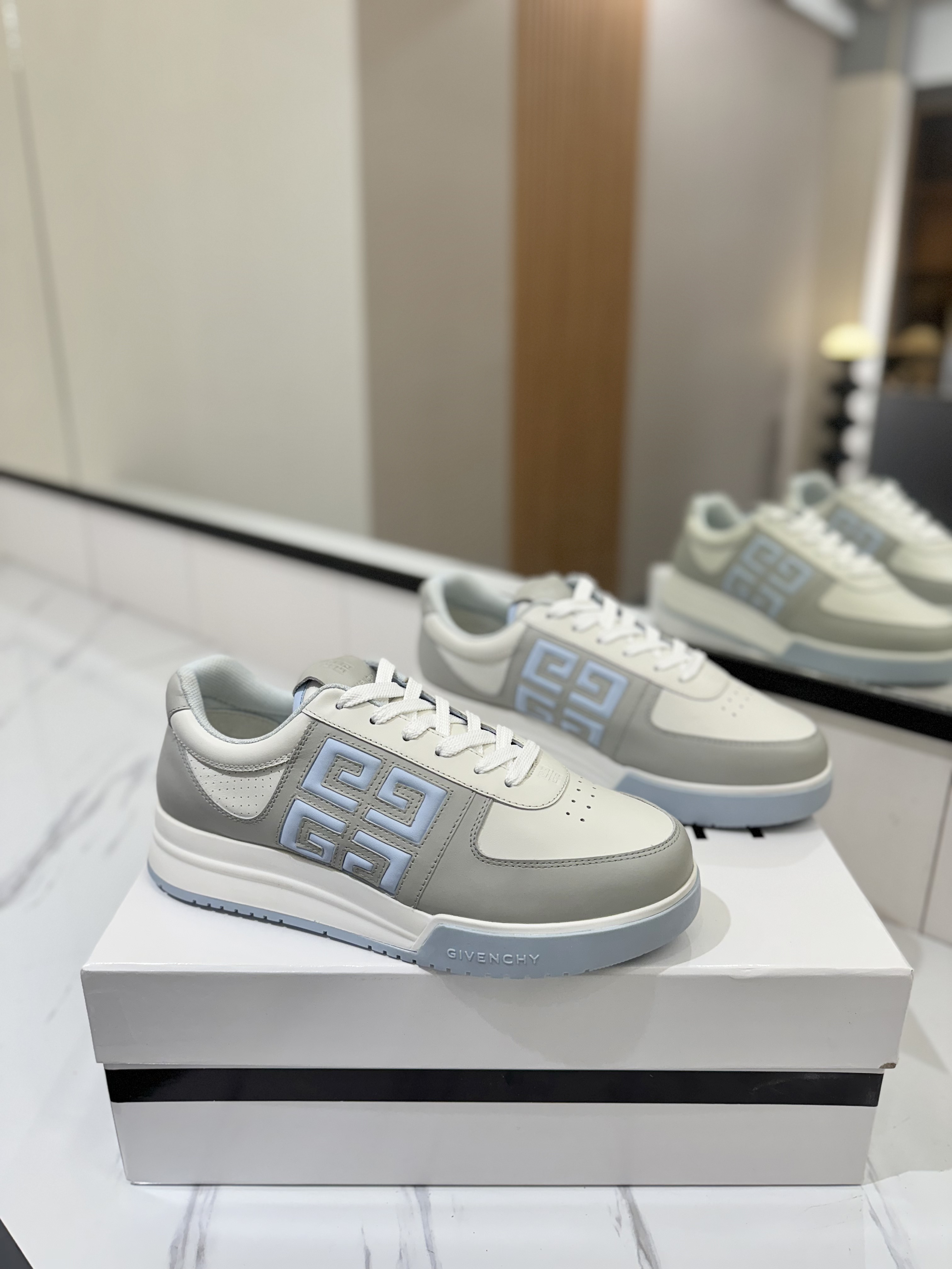 Givenchy G4 get Sneaker
