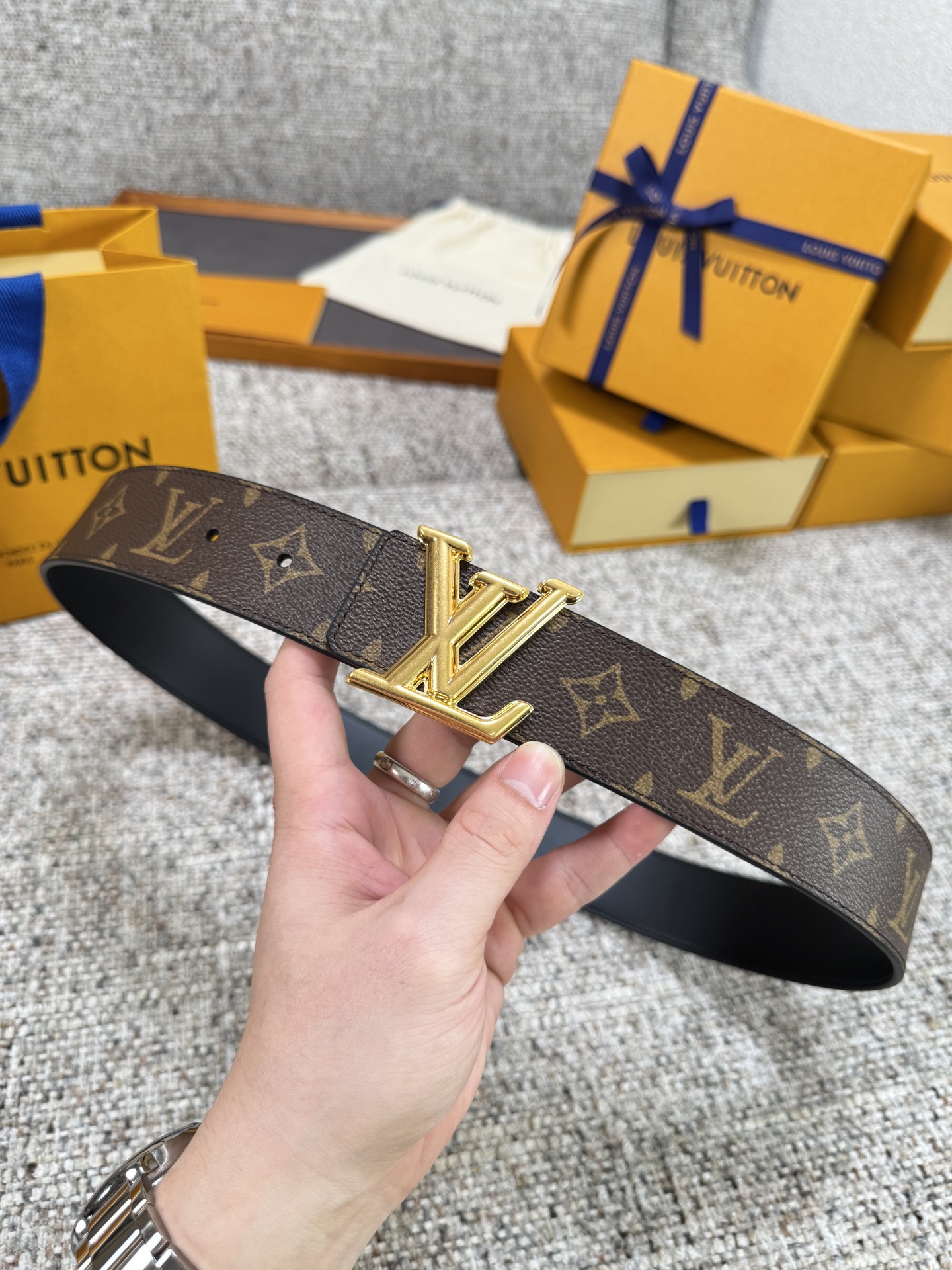 LV Initiales 40mm Reversible Belt
