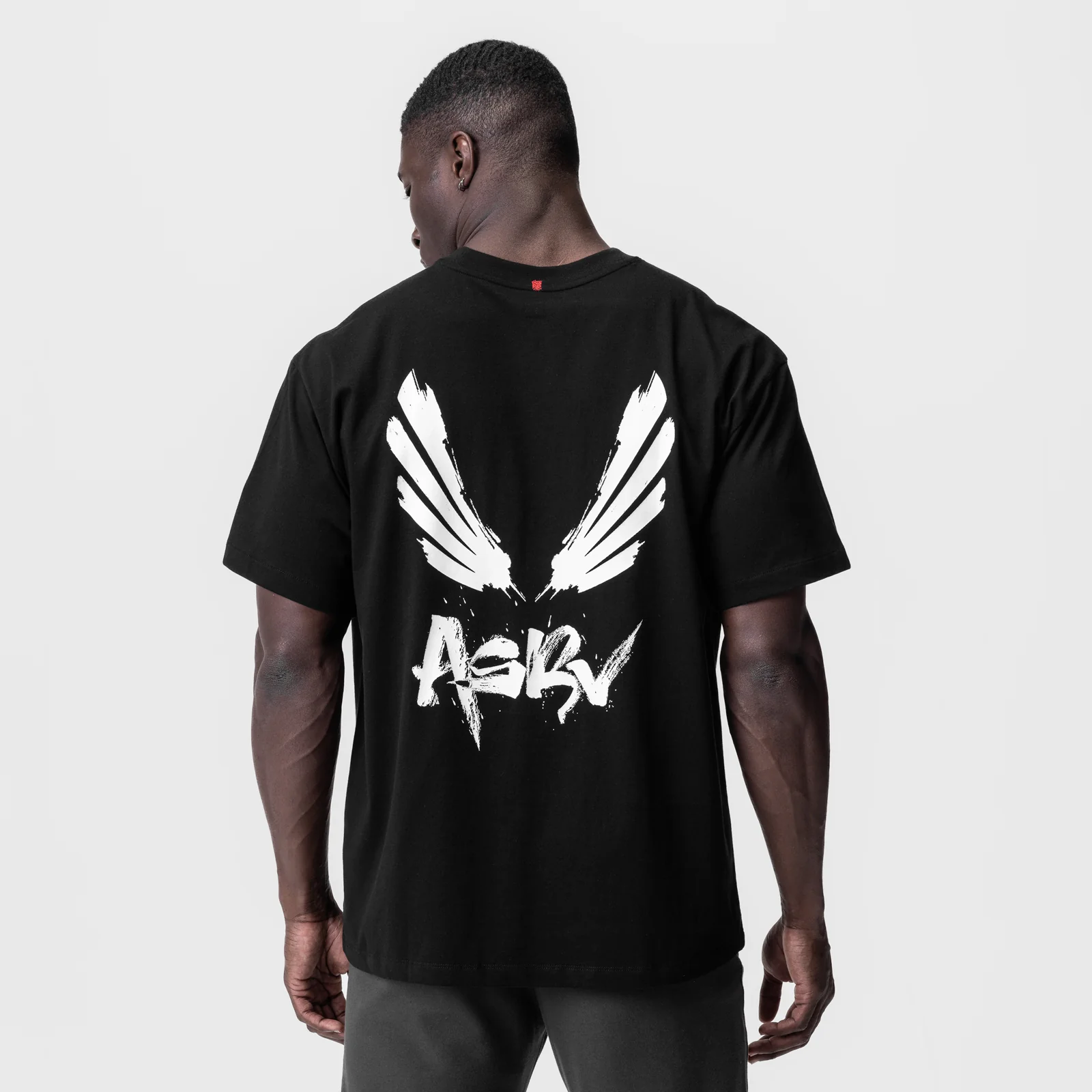 0797. Tech Essential Relaxed Tee - Black 