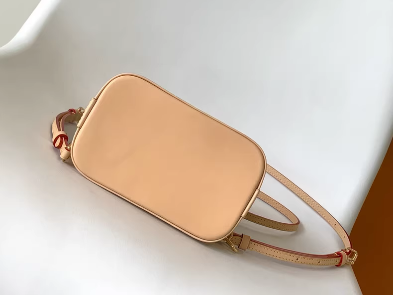 Louis Vuitton LV Alma Backpack M47132