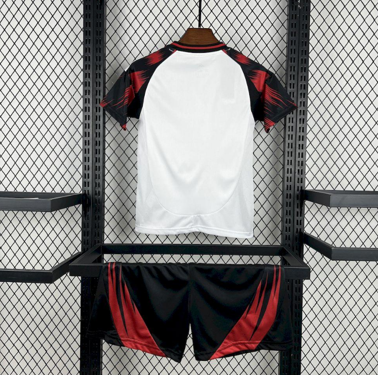 2025/26 Kids Flamengo Away Kit 16-28
