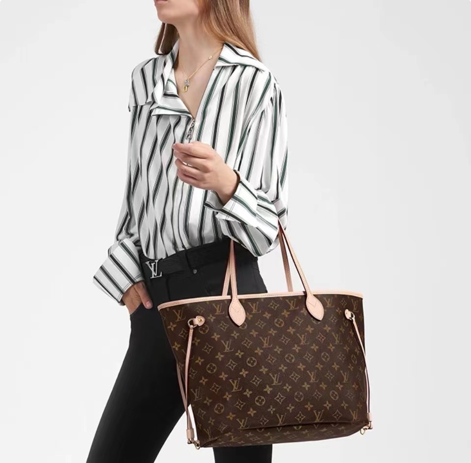 Louis Vuitton LV Neverfull MM M40995