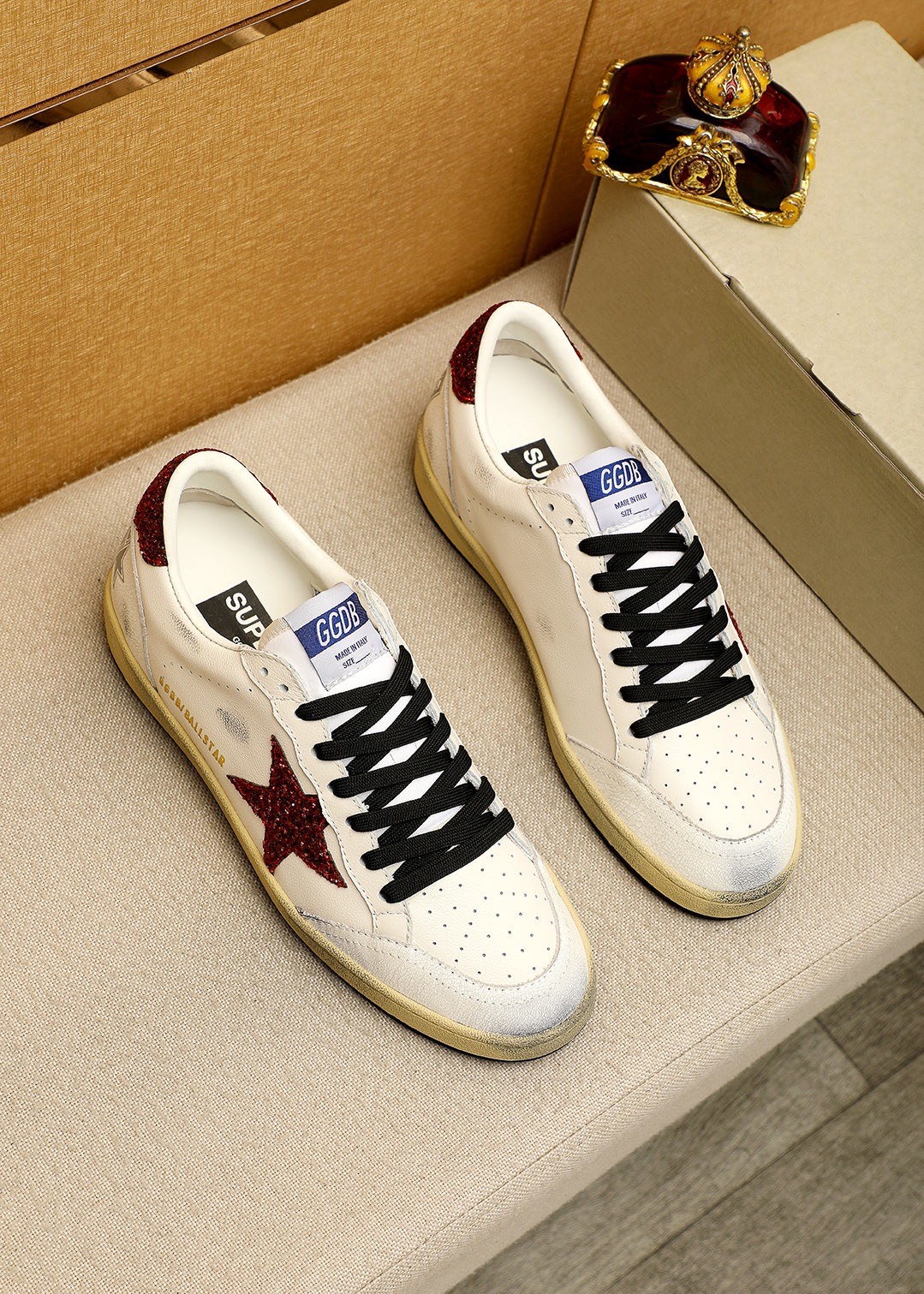 Golden Goose Unisex Super-Star Sneakers