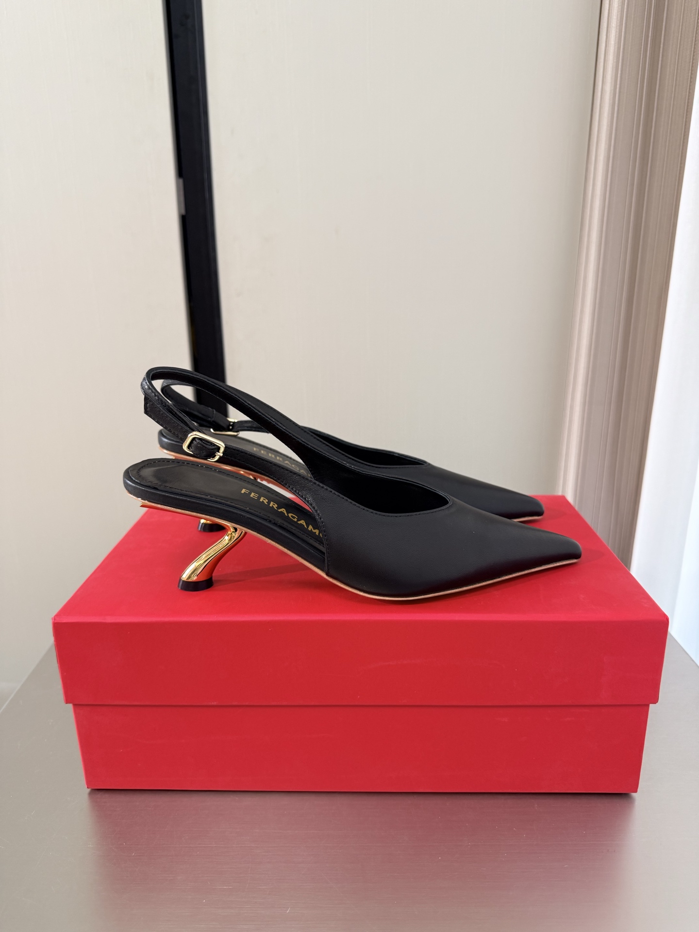 Ferragamo 2026 New Leather Slingback