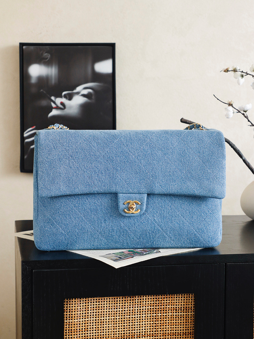 CHANEL 202  Maxi Flap bag in Blue denim