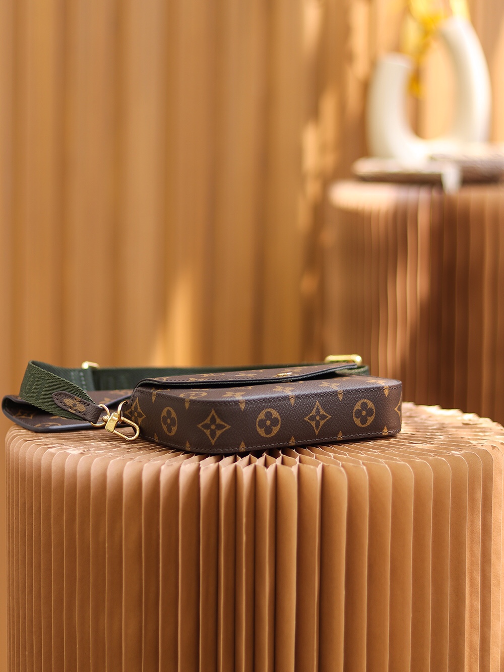 Louis Vuitton LV Multi Pochette Felicie Strap Go M80091