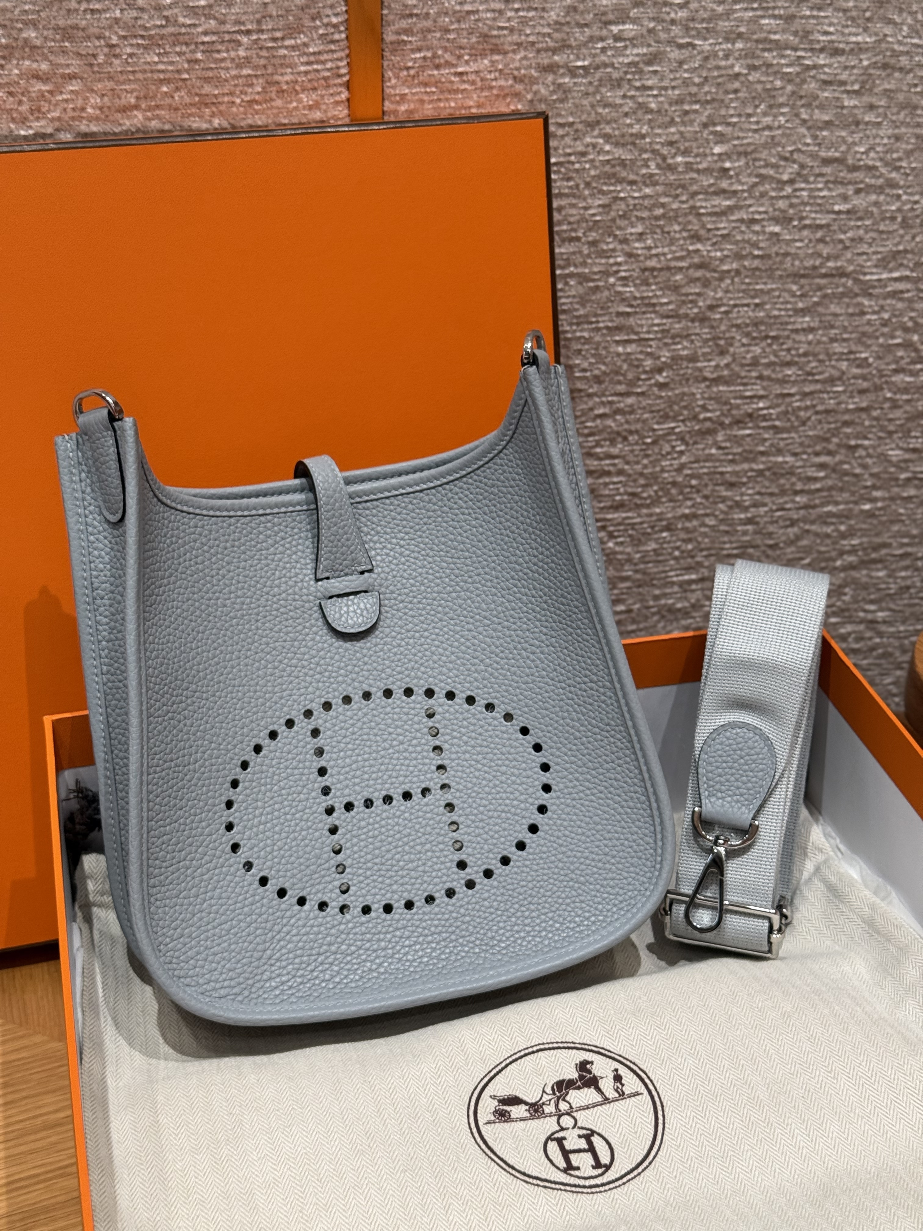 Hermes Girs Pantin Clemence Small Evelyne 23 III