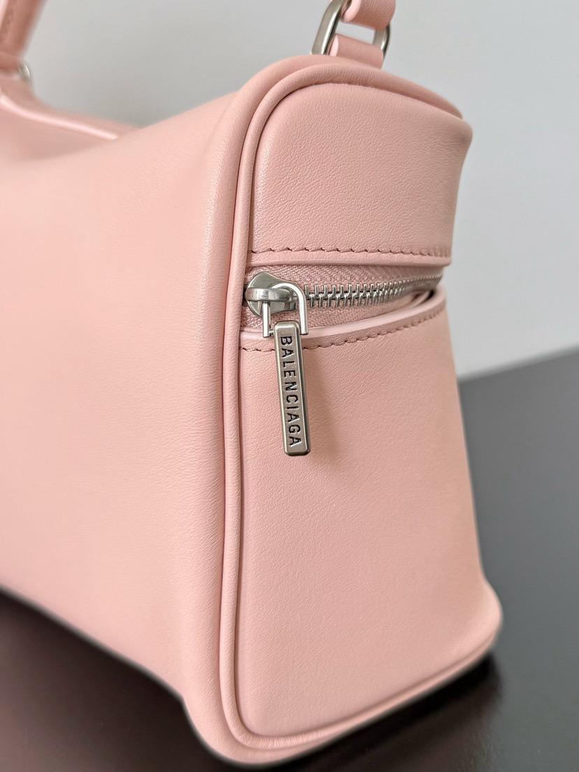 Balenciaga Rodeo Vanity in Suede Pink