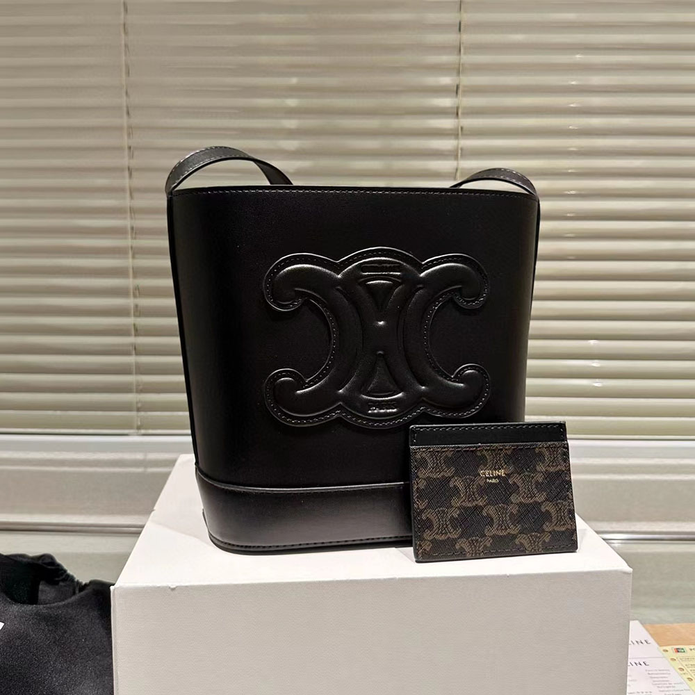 Celine Cuir Triomphe Shoulder Bag