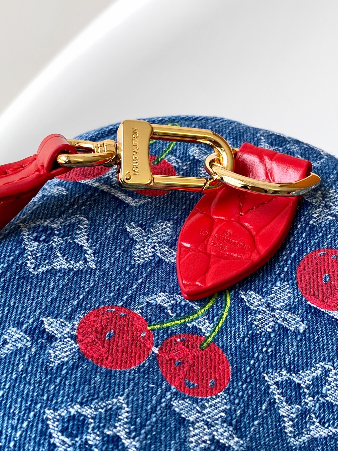 Louis Vuitton LV Speedy Bandoulière Denim Monogram Cherry HandbagNew Denim Cherry Bag