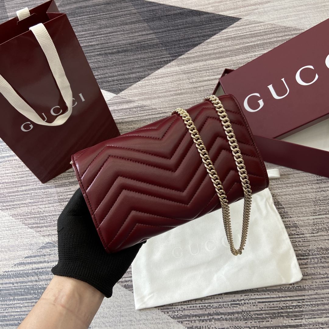 Gucci GG Marmont wallet on chain 837745