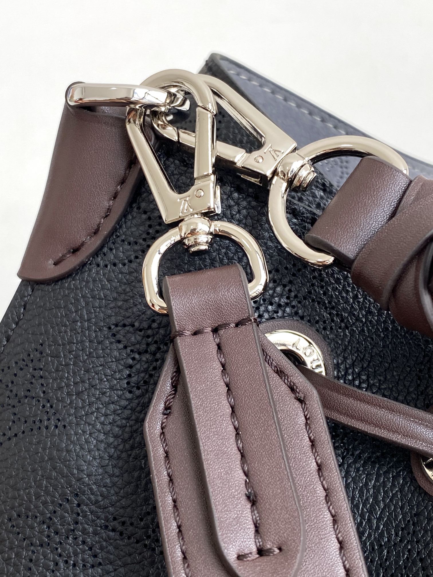 Louis Vuitton LV Muria M55800