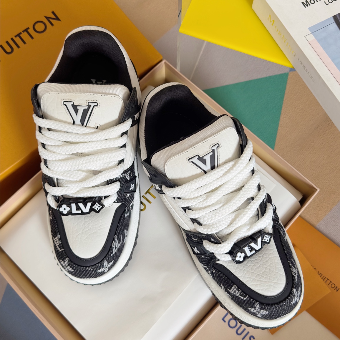LV Unisex Trainer Maxi Sport Shoes