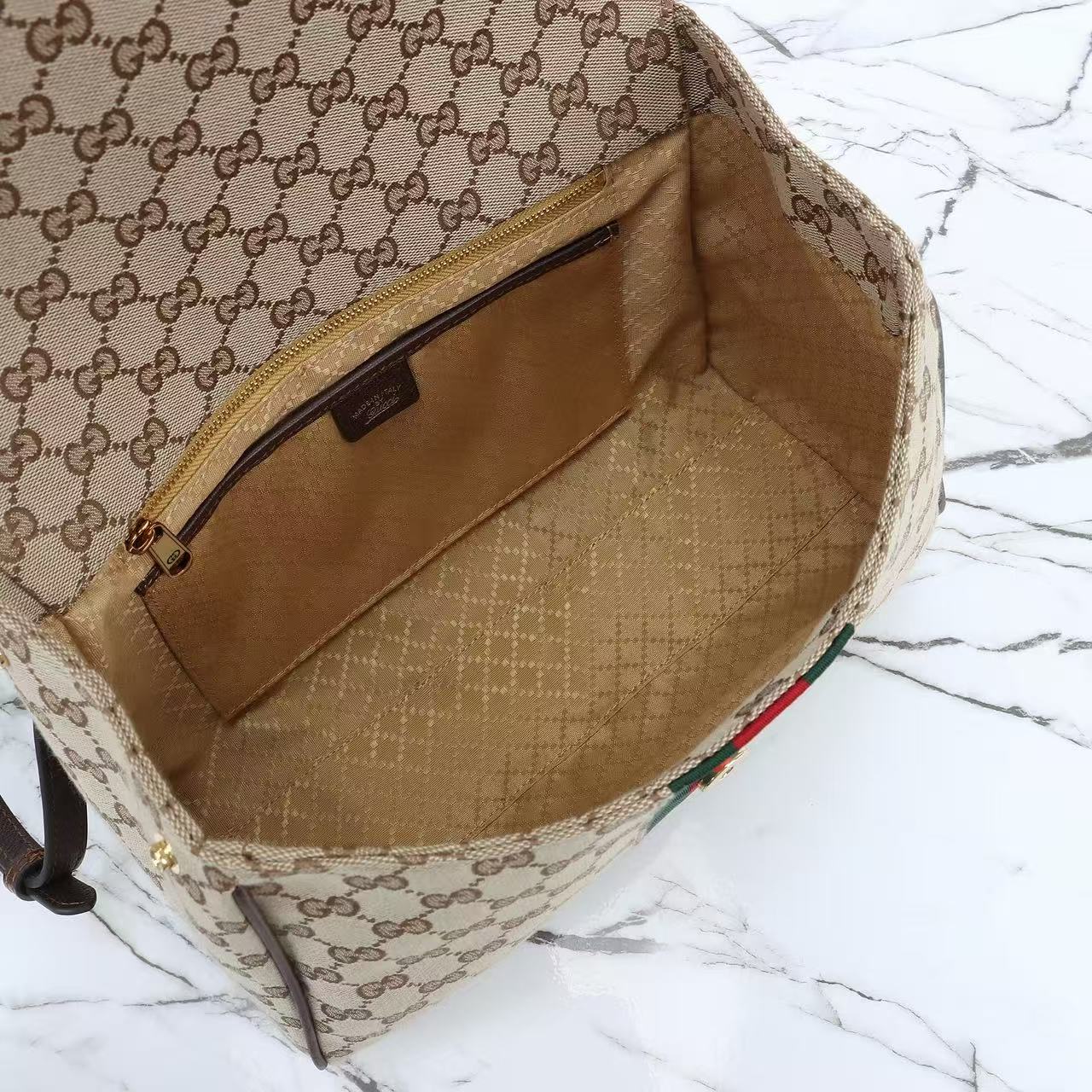 GUCCI Paparazzo medium top handle bag