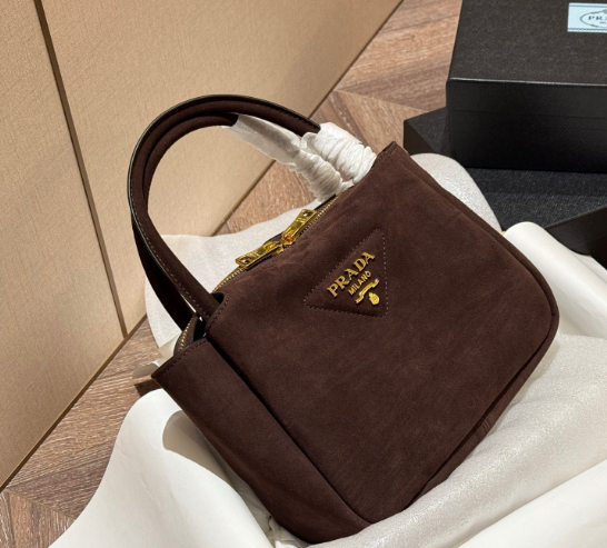 Prada New autumn and winter handbags