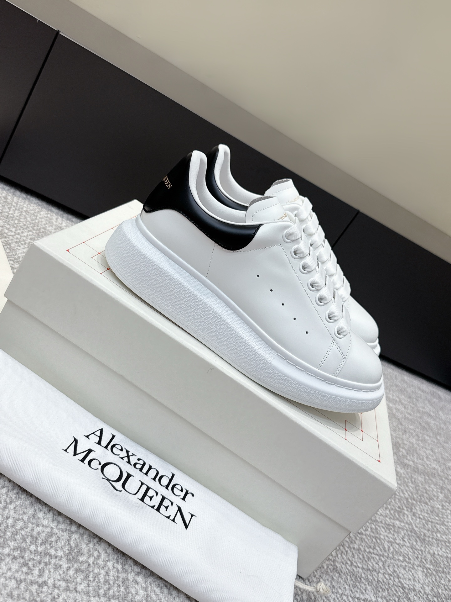 Alexander McQueen Oversized Unisex Sneaker