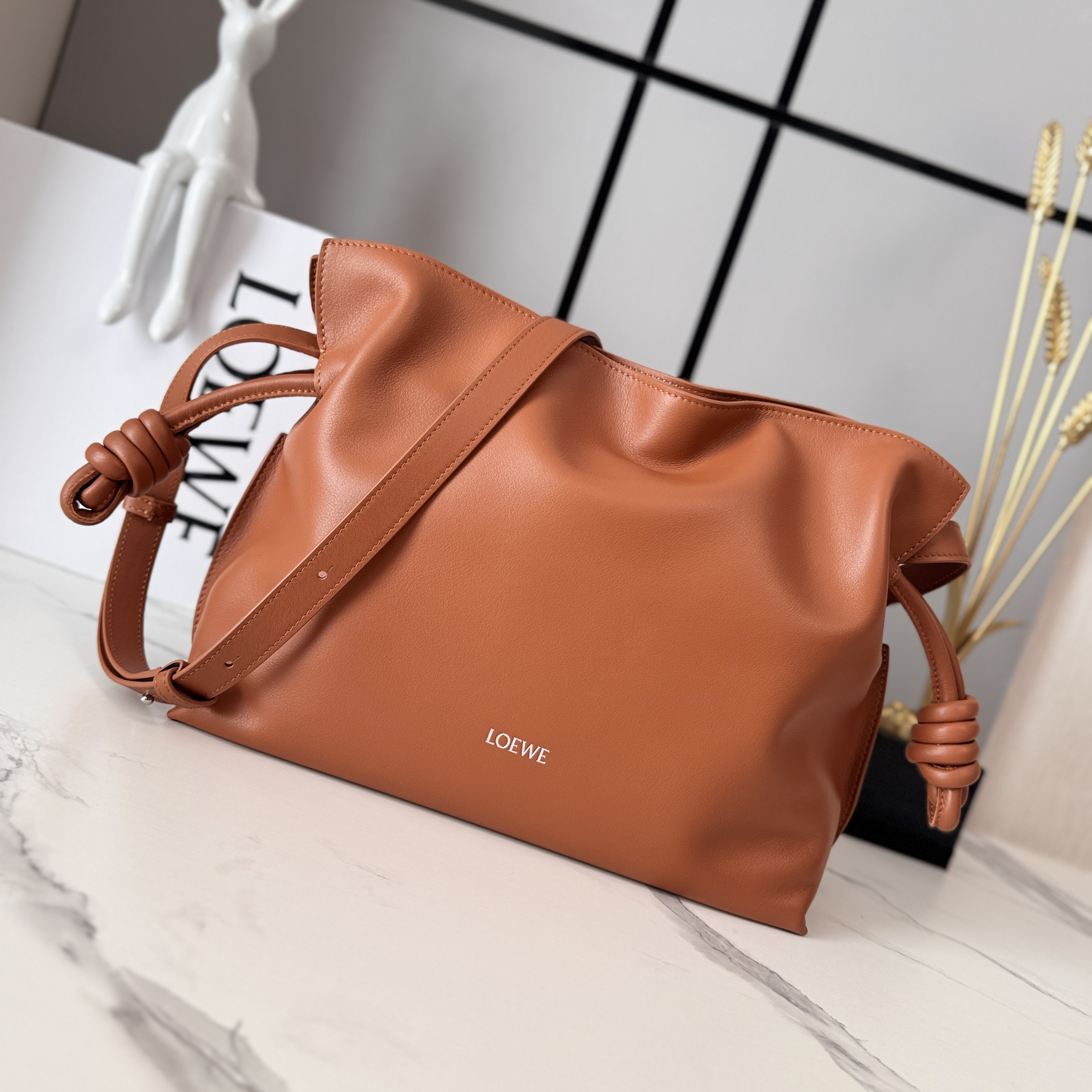 Loewe Medium Flamenco Nappa Clutch /Shoulder Strap-Squirrel Brown