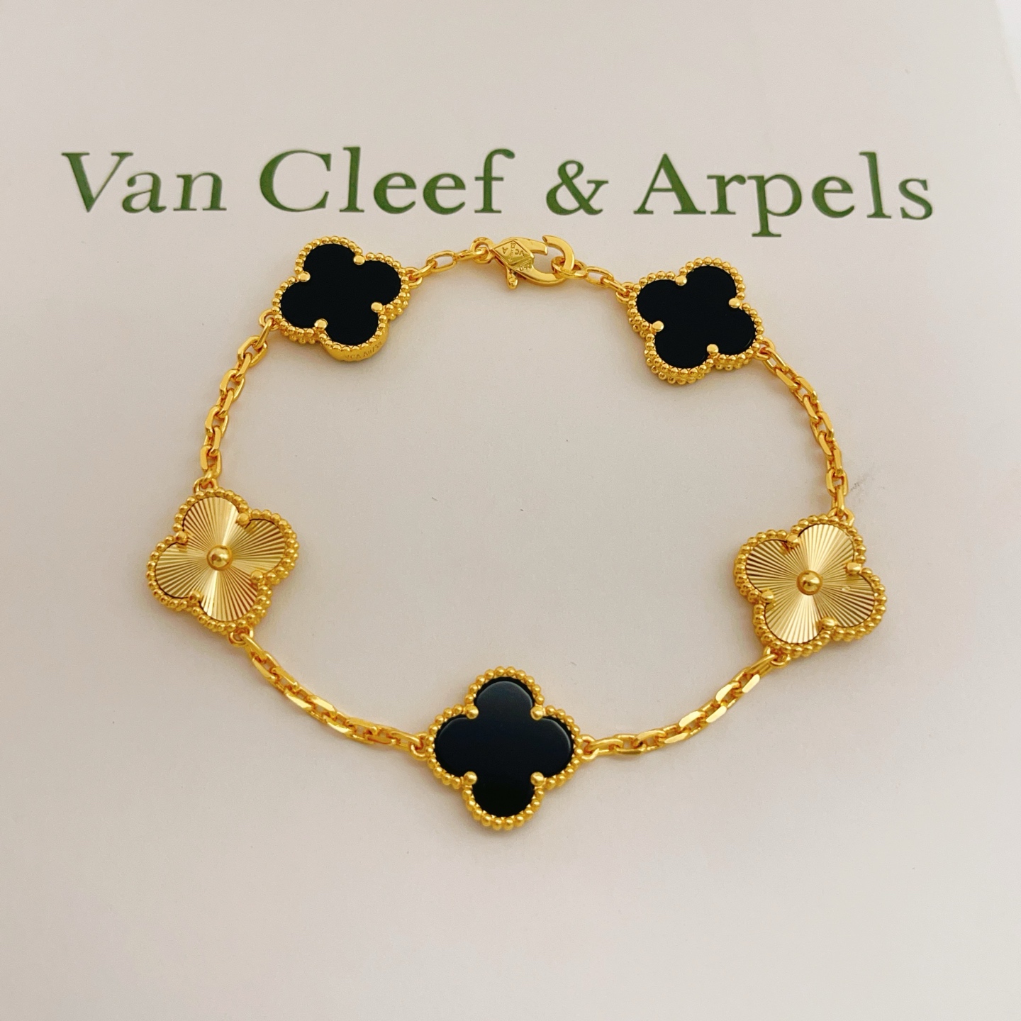 Van Cleef Fashion Bracelet