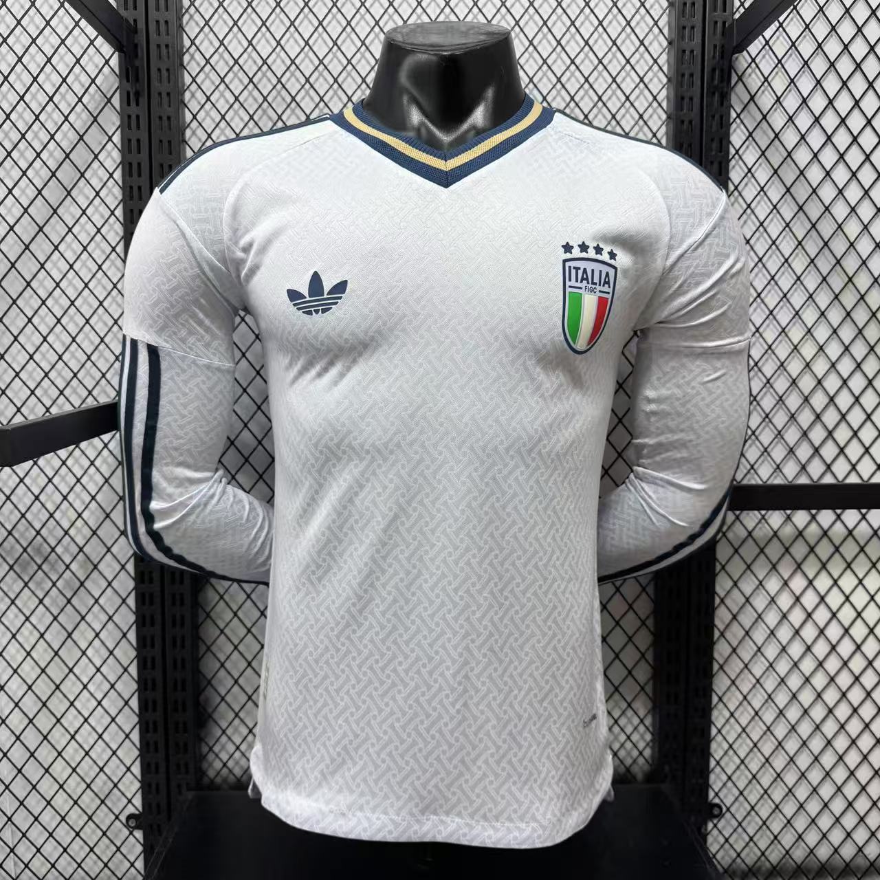 Player Version 2026 World Cup Italy Away Jersey Long Sleeves S-3XL
