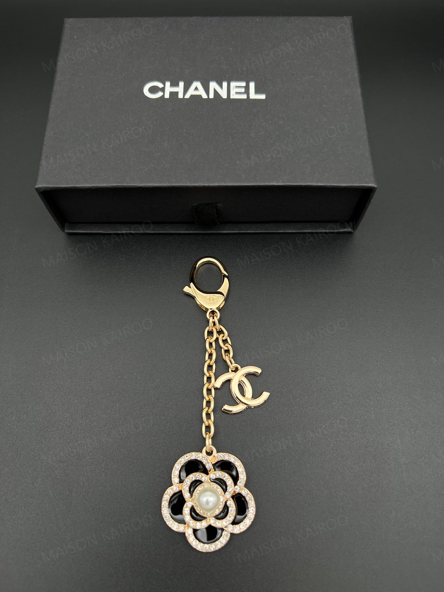 Chanel Enamel Camellia Bag Charm Keychain - KAIROO