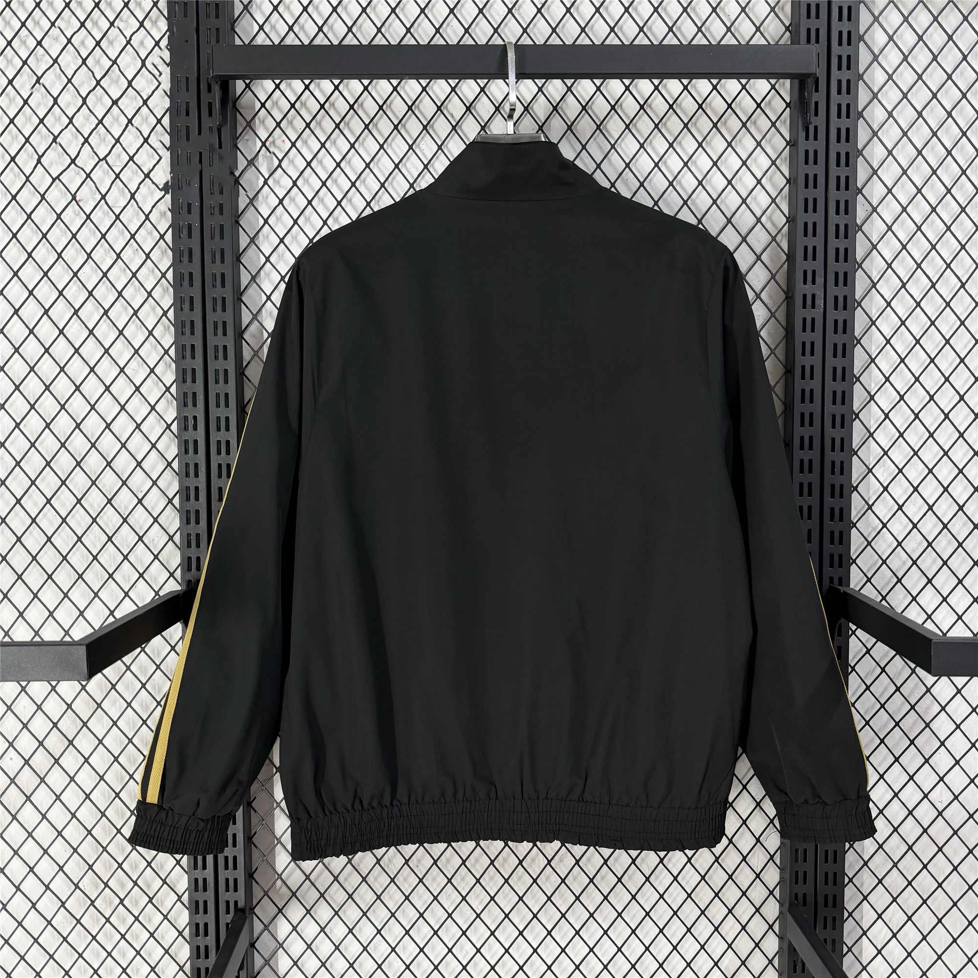 Manchester United Double-Sided Training Windbreaker 2025