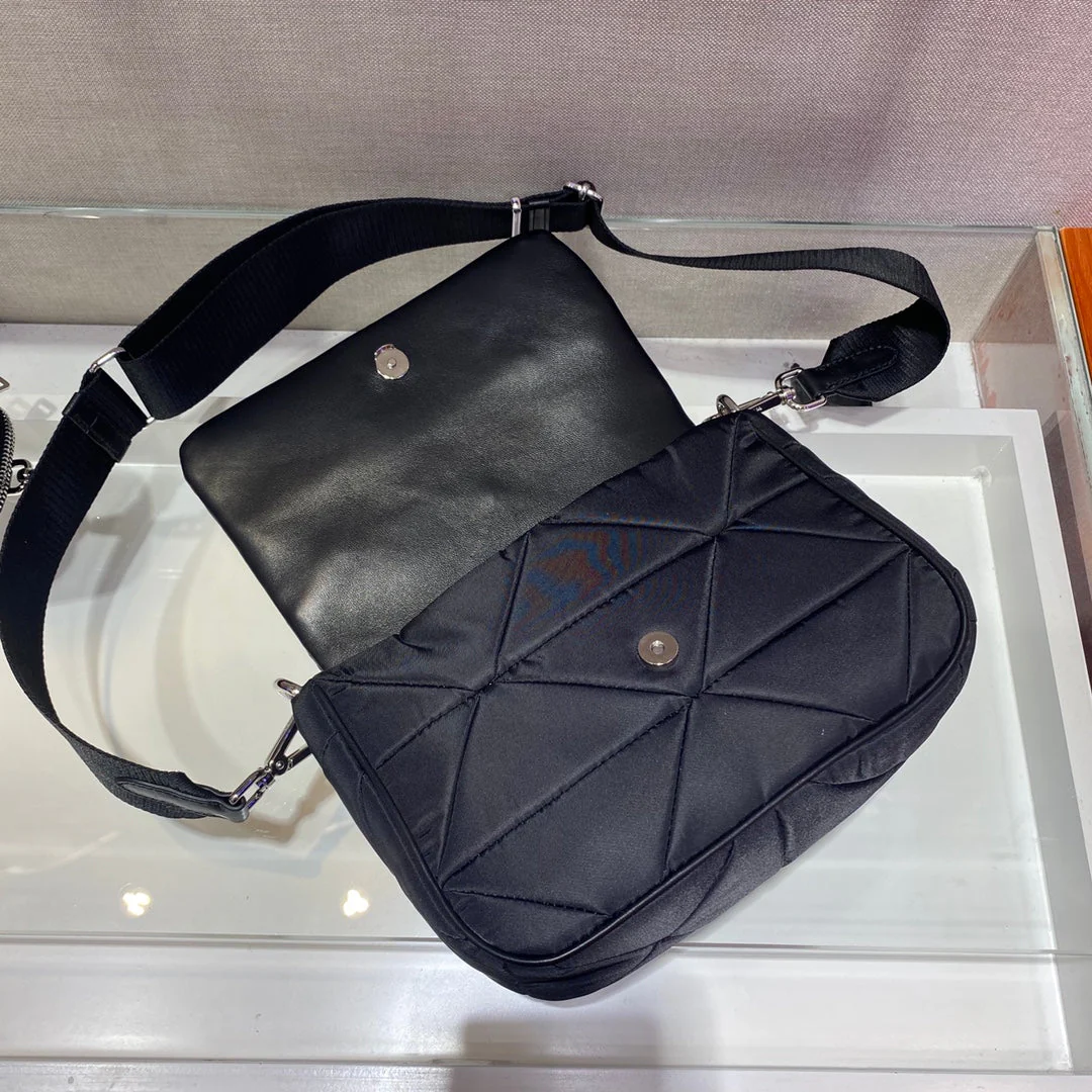 Prada SMALL FLAP BAG 21 IN BLACK TRIANGULAR QUILTED PATTERN RE-NYLON