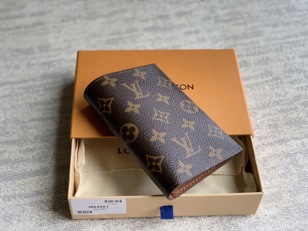 M64052 Classic LV Passport Cover in Monogram Canvas