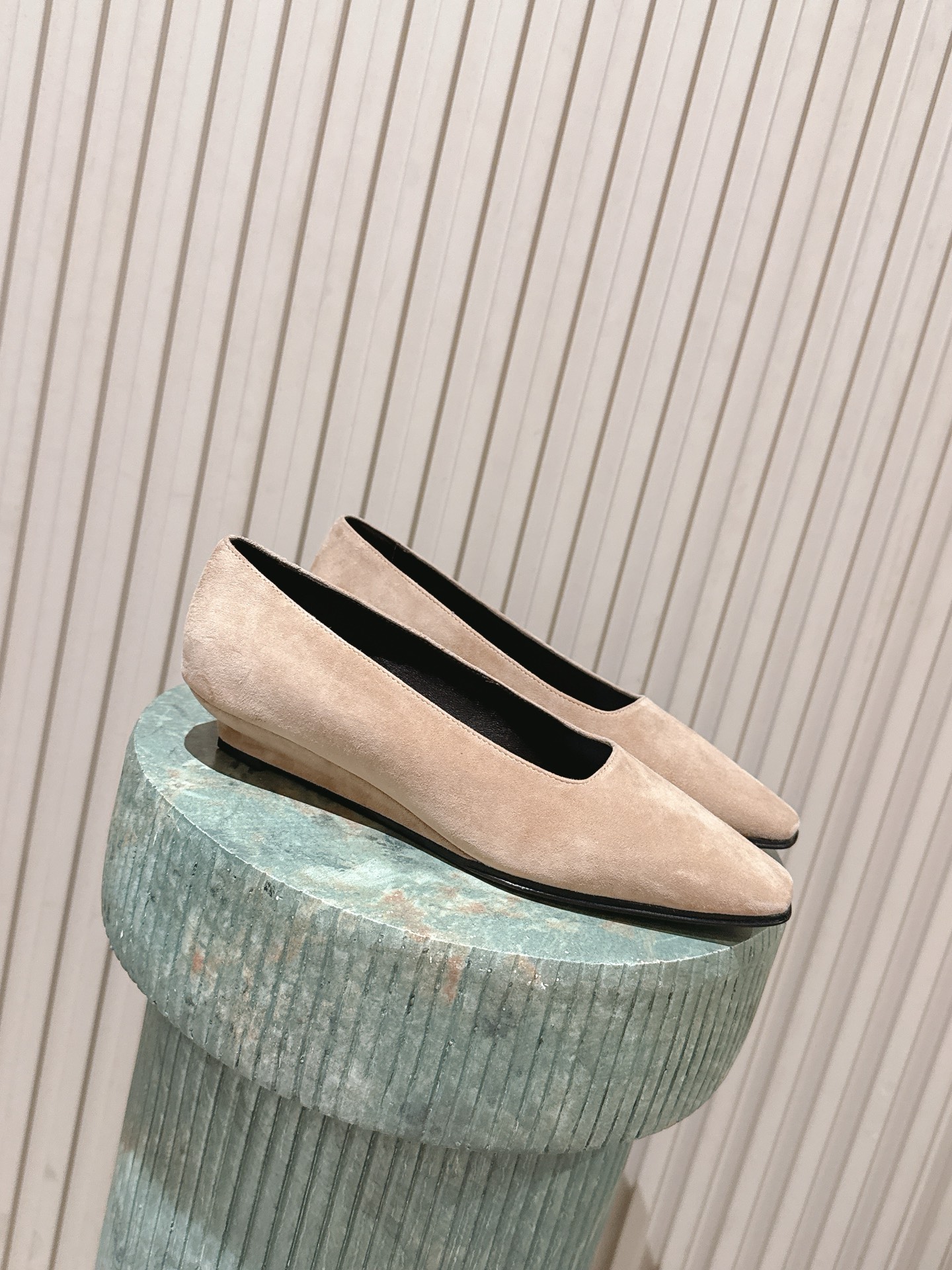 The Row Low Heel Leather Pump