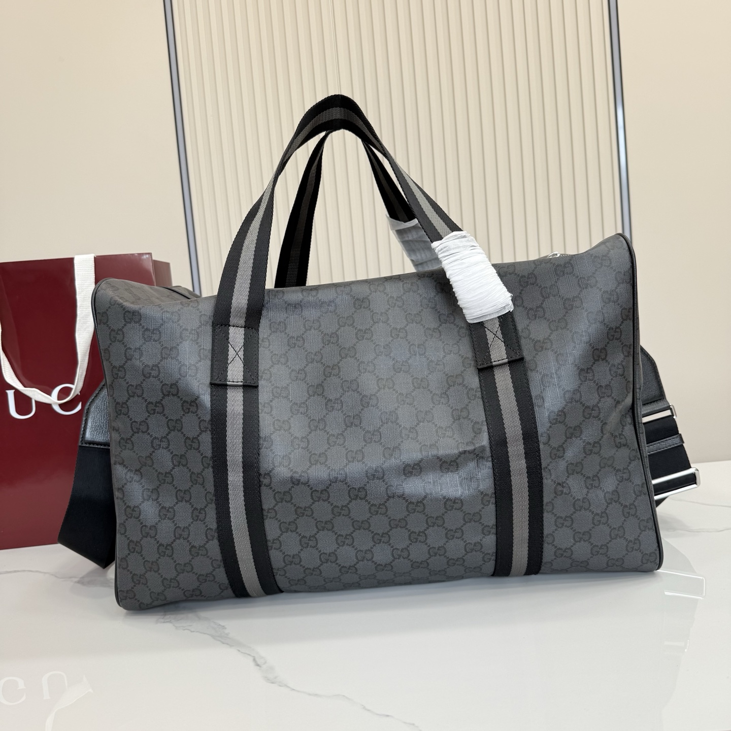Gucci Medium duffle bag with Web A00BC5