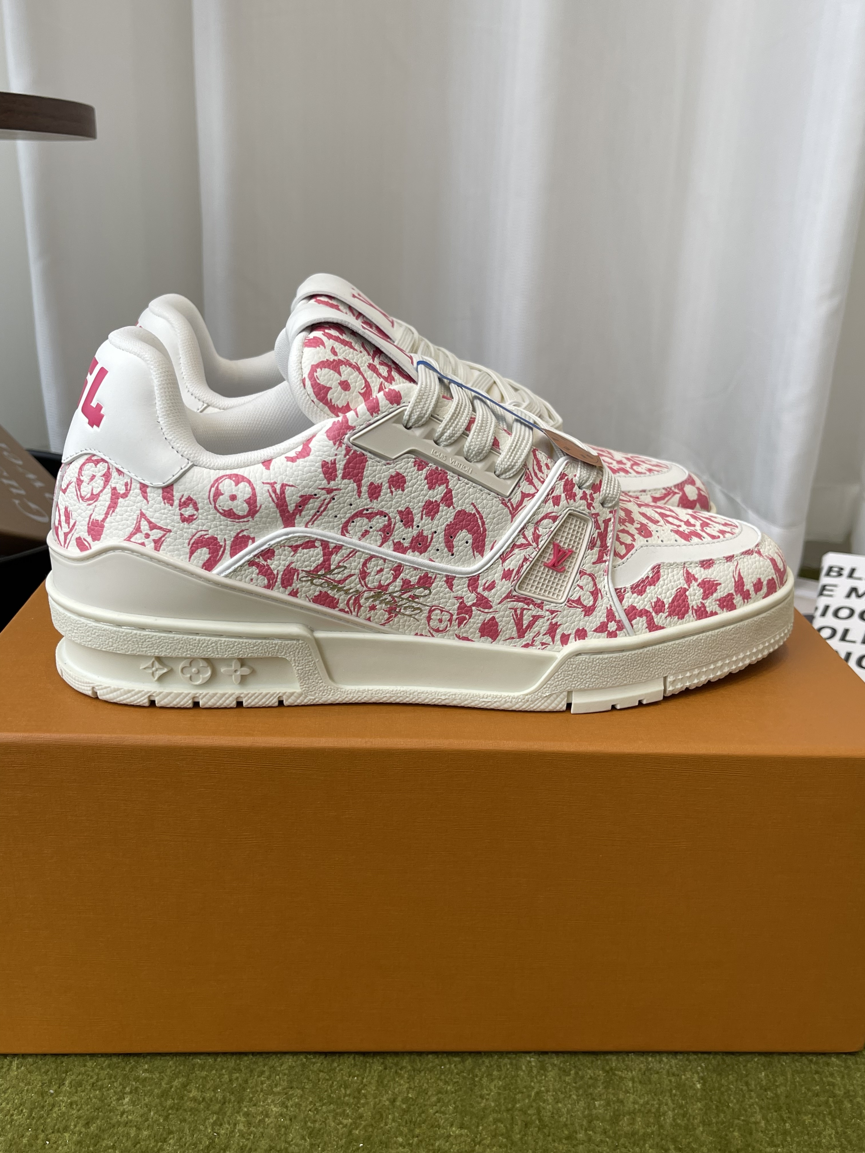 Louis Vuitton Women's LV Trainer Sport Shoes