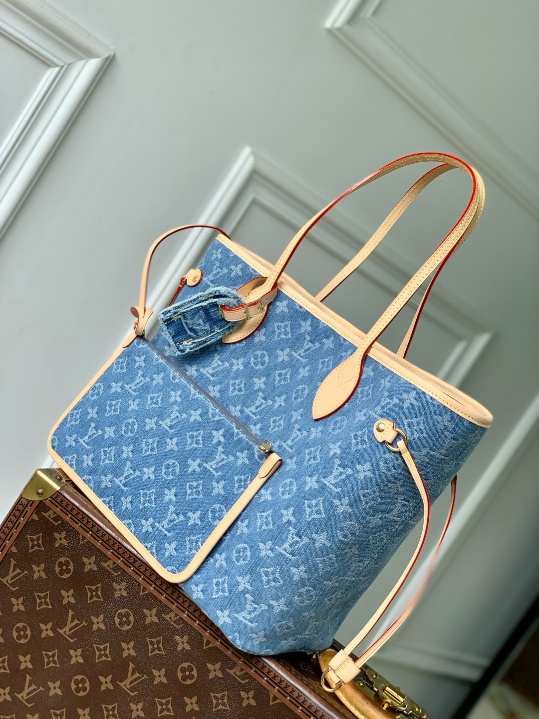 M13192 LV Neverfull MM in Monogram Denim Blue