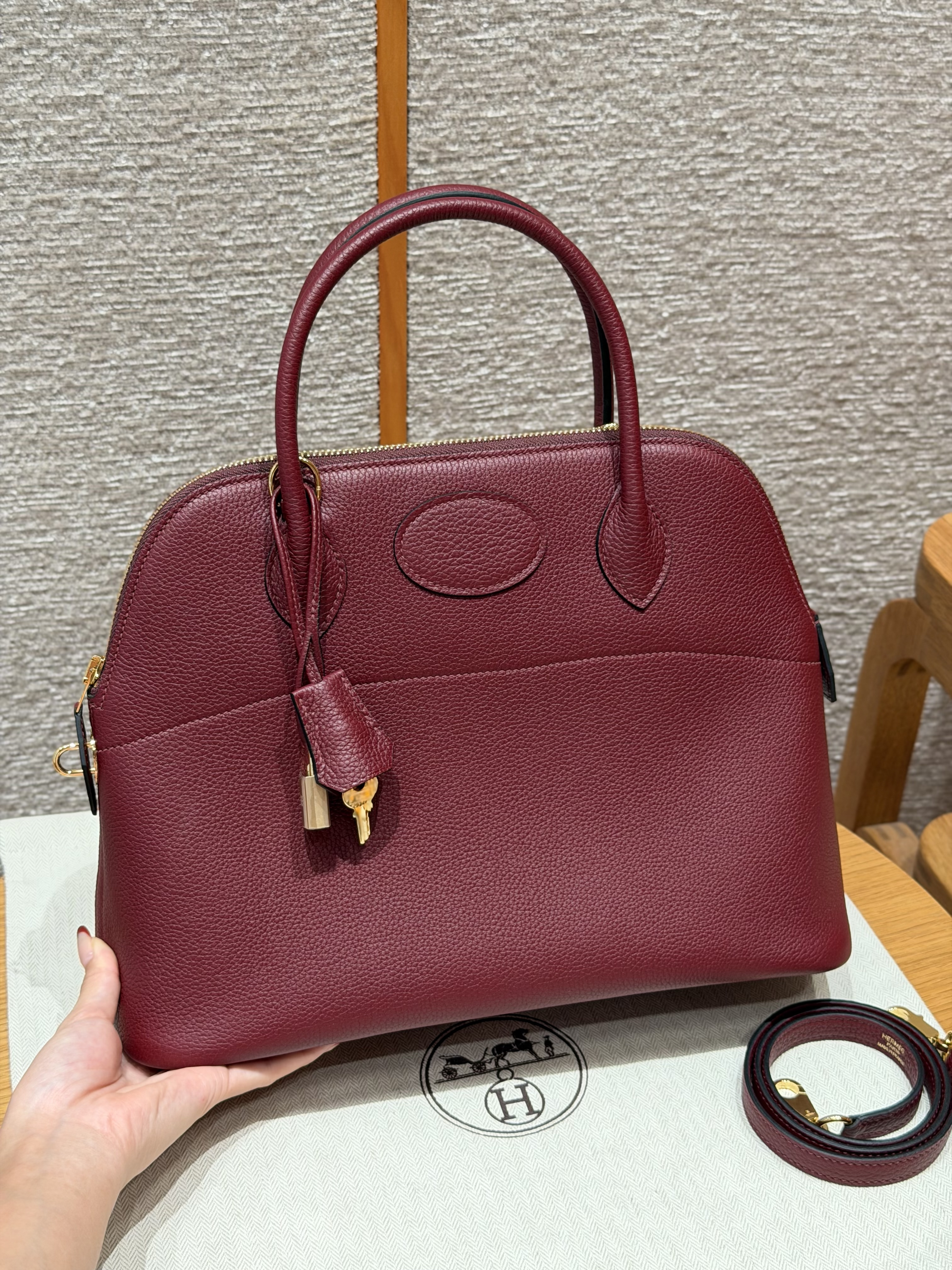 Hermes Rouge H Clemence Bolide 31