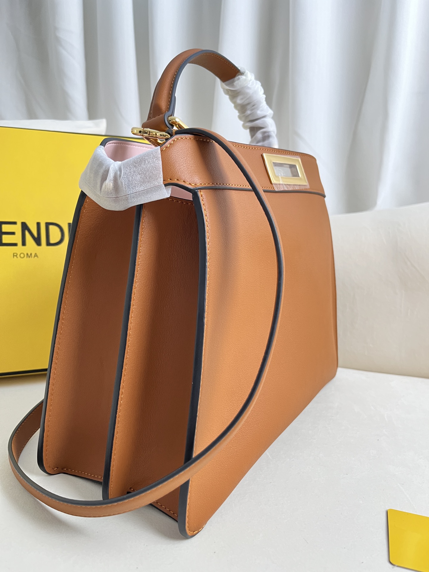 Fendi Iconic Peekaboo ISeeU Large Leather Bag-Brown