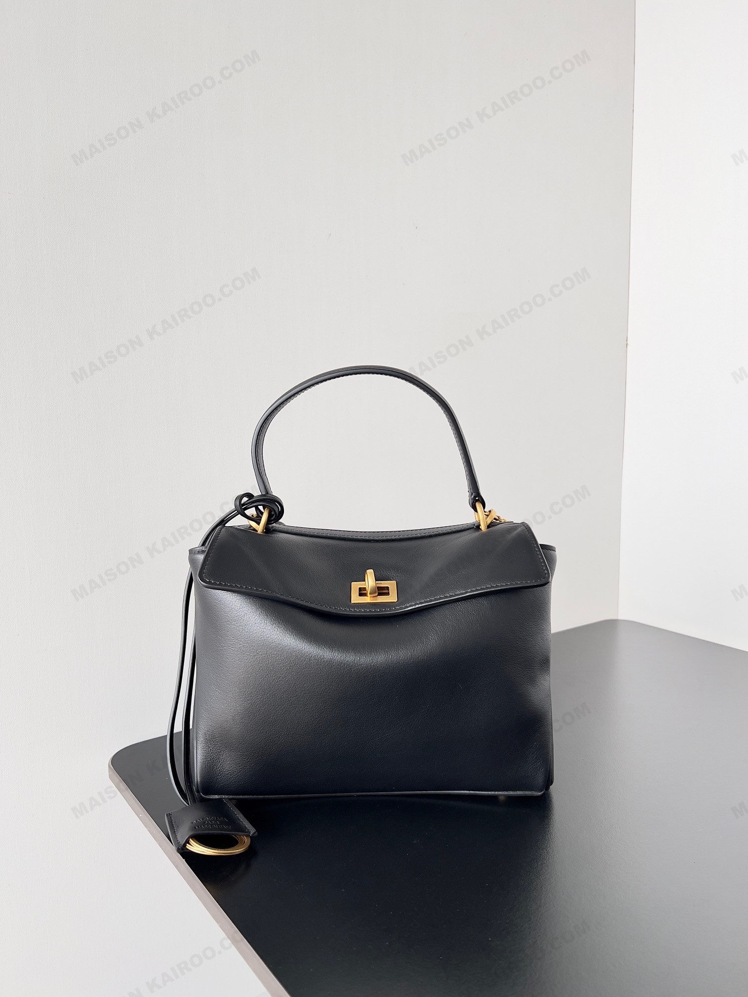 【10A】Balenciaga Rodeo Black Slouchy Smooth Leather Gold Turn Lock Kelly Tote Top Handle Bags - KAIROO