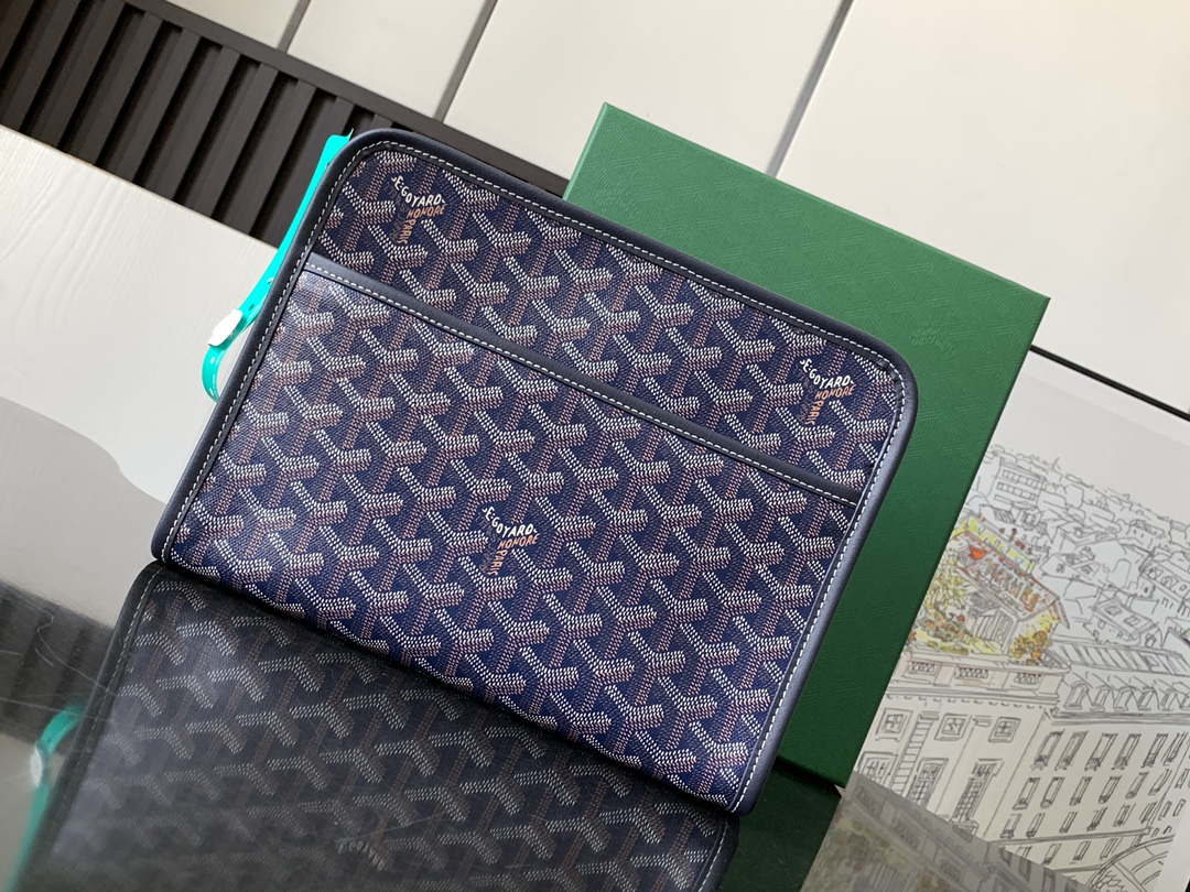 Goyard Jouvence Toiletry Bag in Navy blue