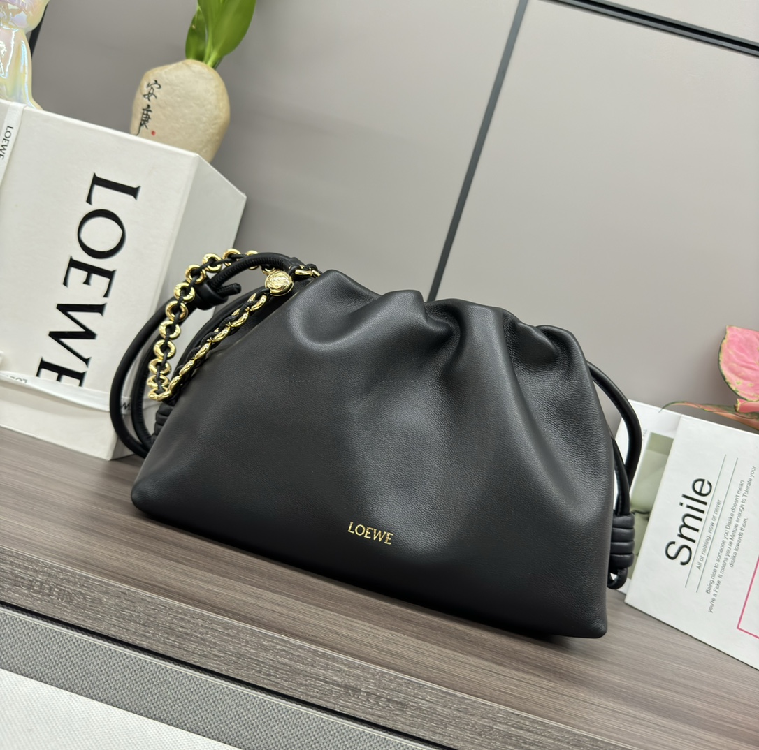 Loewe Medium Flamenco Purse in Nappa Leather-Black