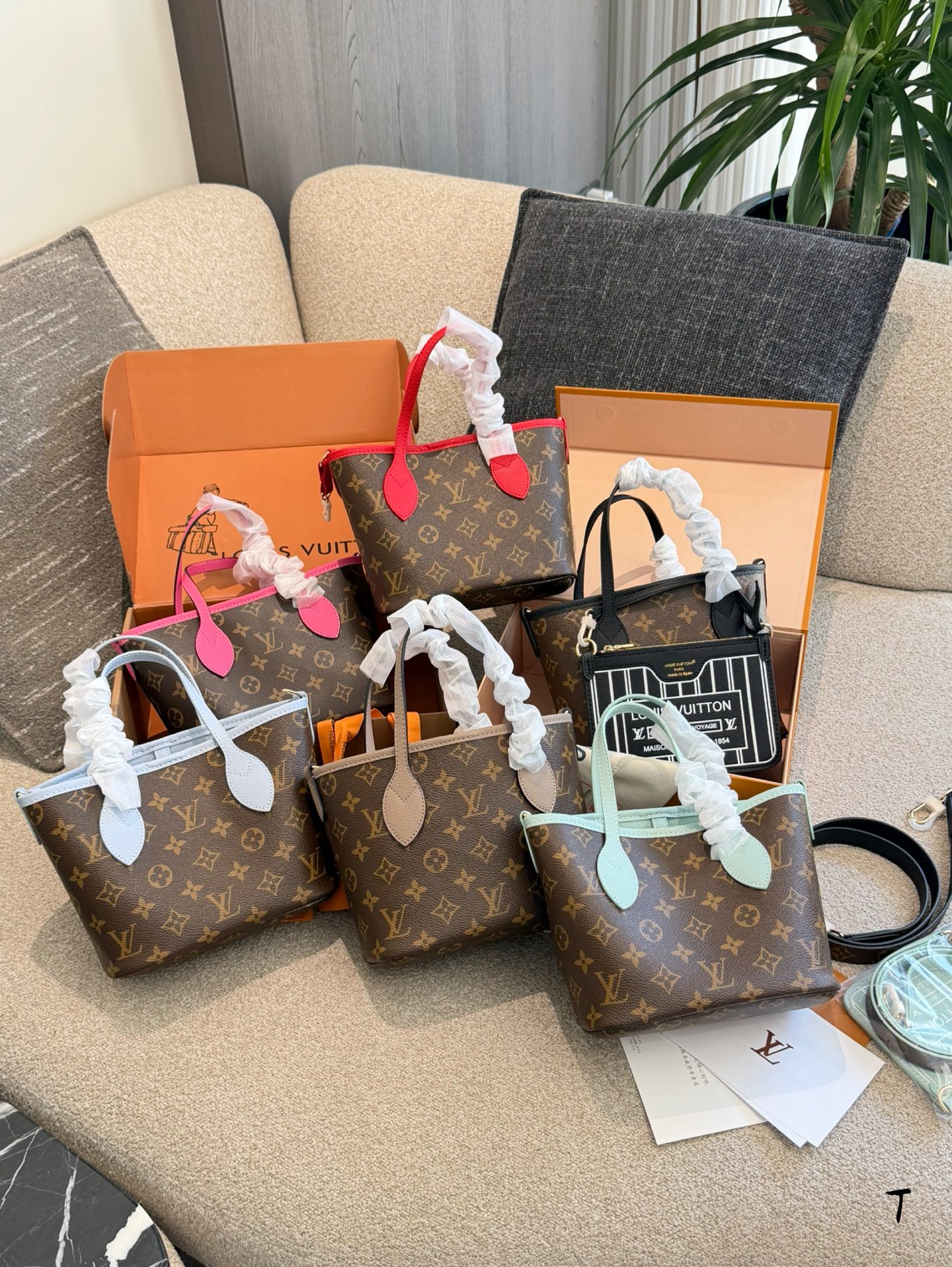 Louis Vuitton Neverfull Inside Out BB Monogram Canvas Leather Trim Tote Bag With Pouch - KAIROO