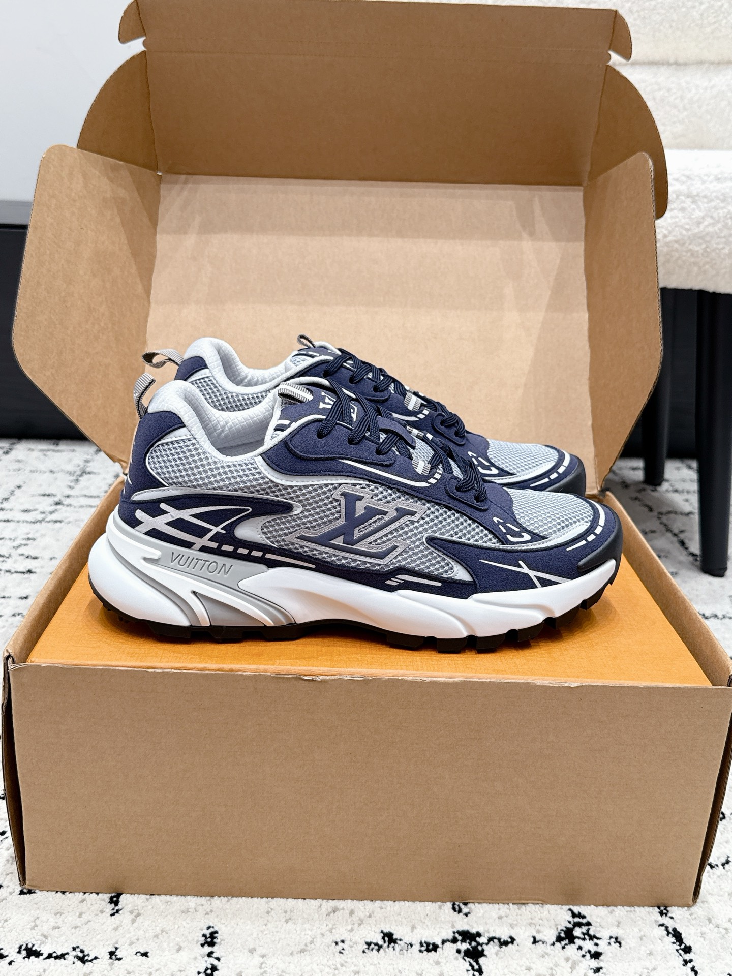 Louis Vuitton Men's LV Tatic Run Sneaker