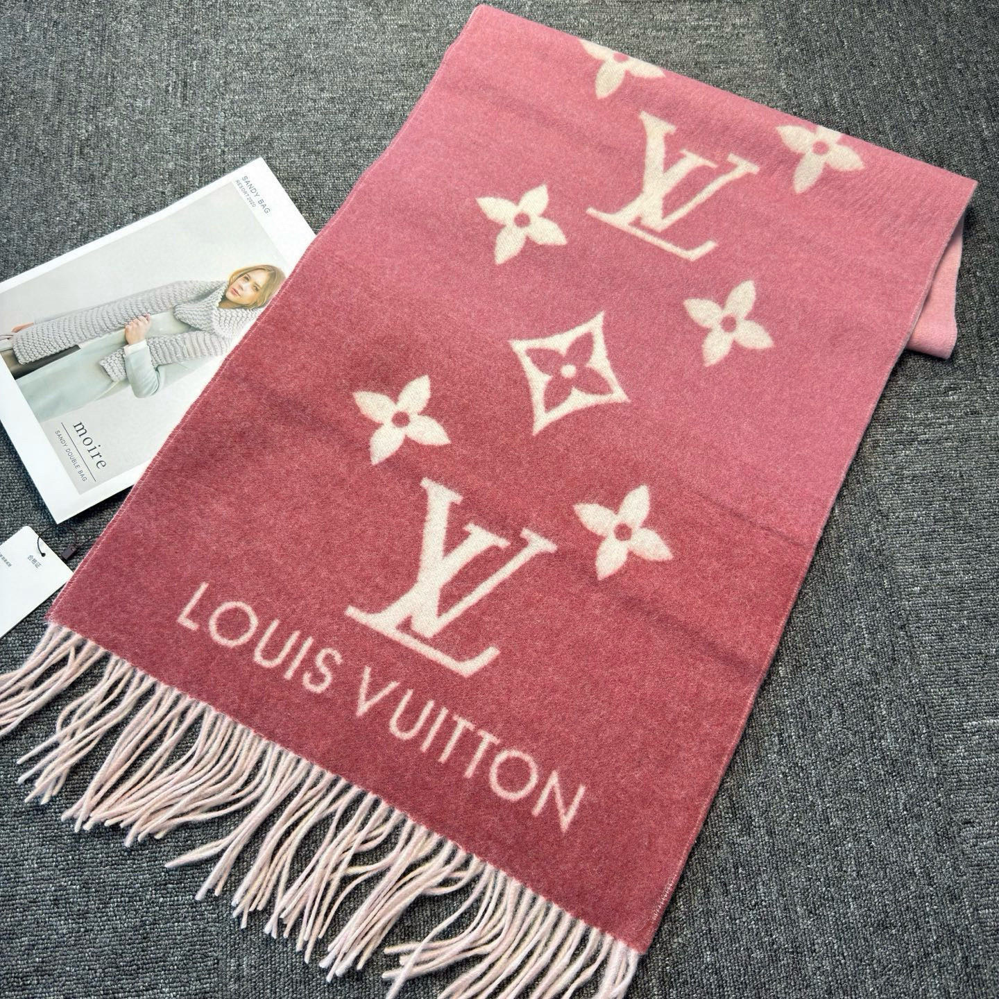 Louis Vuitton LV Reykjavik Gradient Monogram Scarf