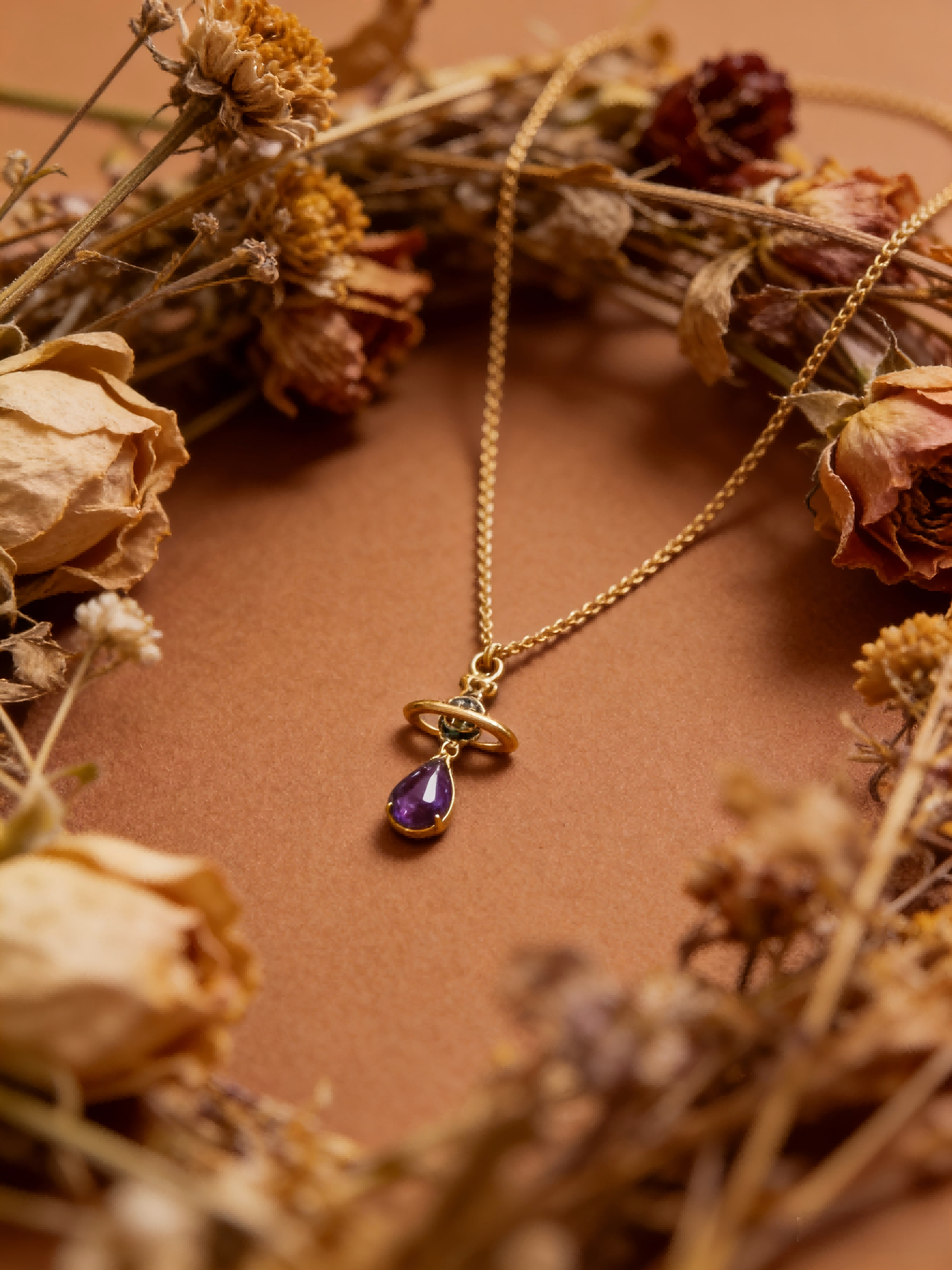 2026 New Gold-Tone Orb Necklace with Purple Teardrop Pendant, Dainty Vintage Jewelry for Daily Wear