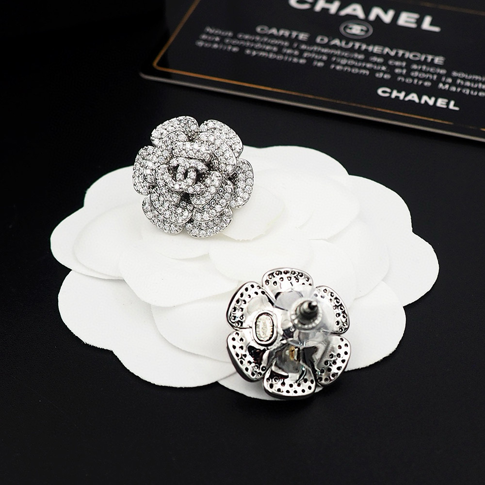Chanel Fashion Earrings